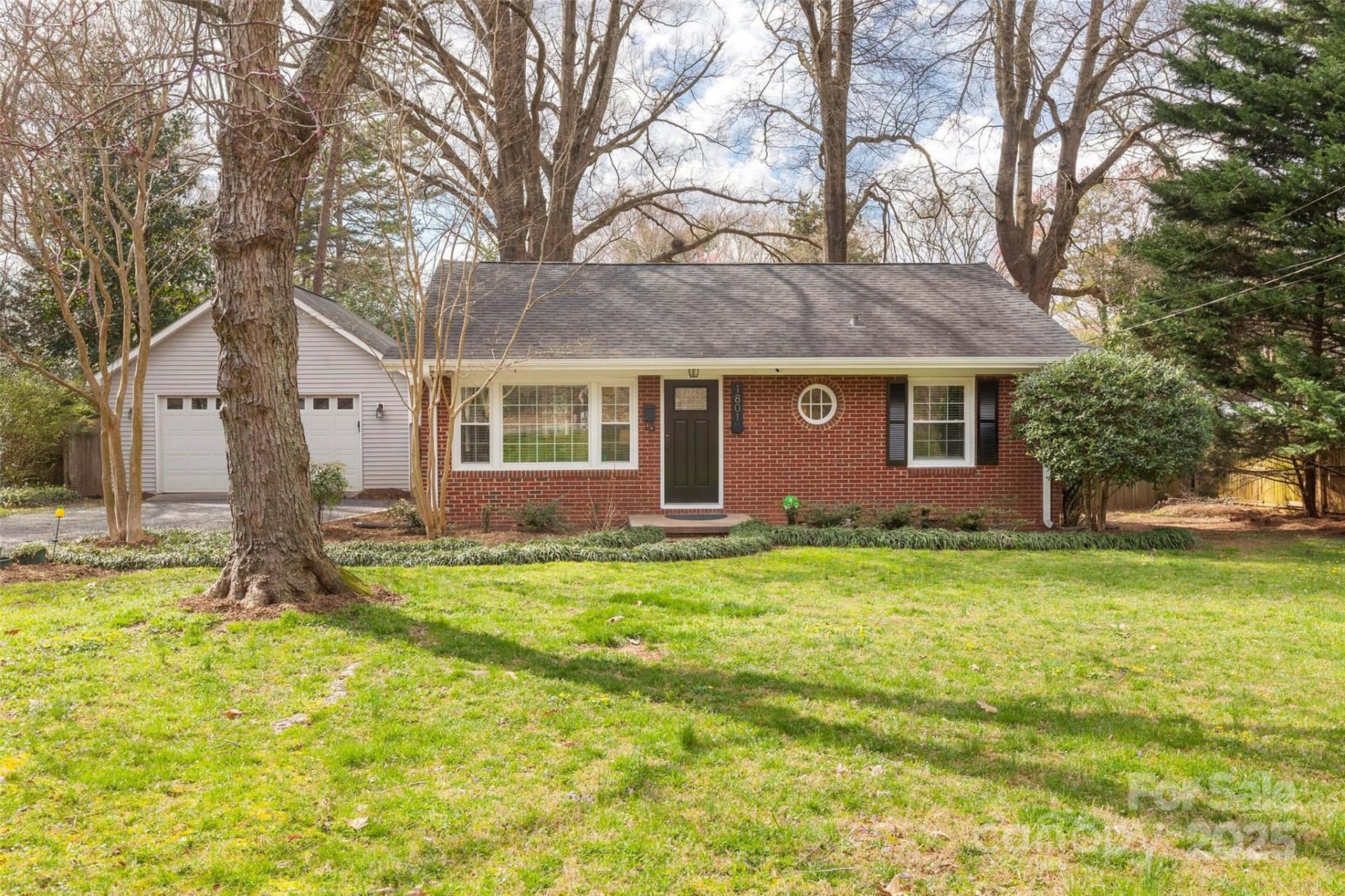 Property image 1 at 1801 Merry Oaks Road, Charlotte, NC 28205