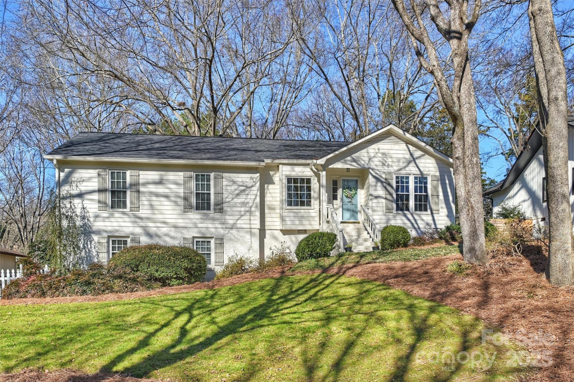 Property image 1 at 2608 Innsbrook Road, Charlotte, NC 28226