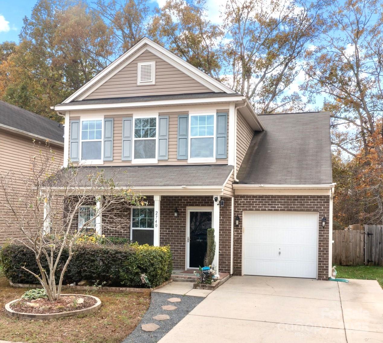 Boulder Creek, Charlotte Community