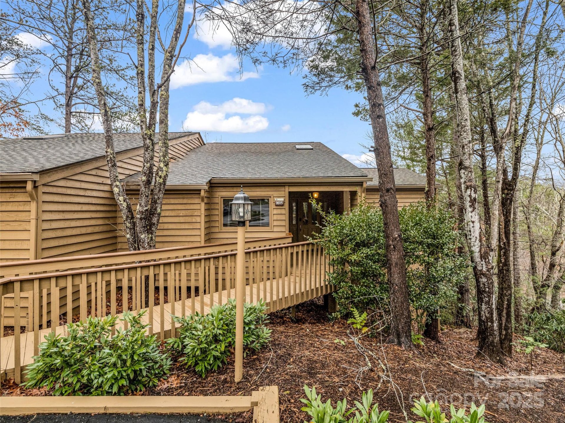 155 Quail Cove Boulevard