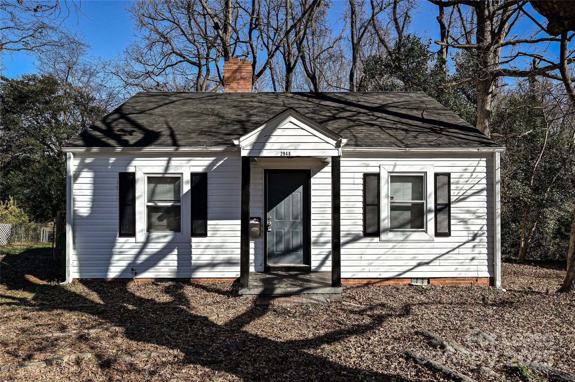 Property image 1 at 2948 Dogwood Avenue, Charlotte, NC 28206