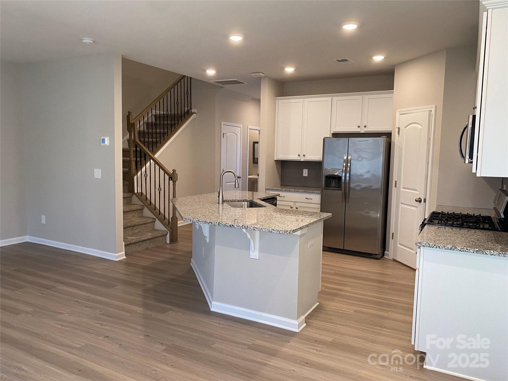 Property image 3 at 9446 Avery Lilac Lane, Fort Mill, SC 29707