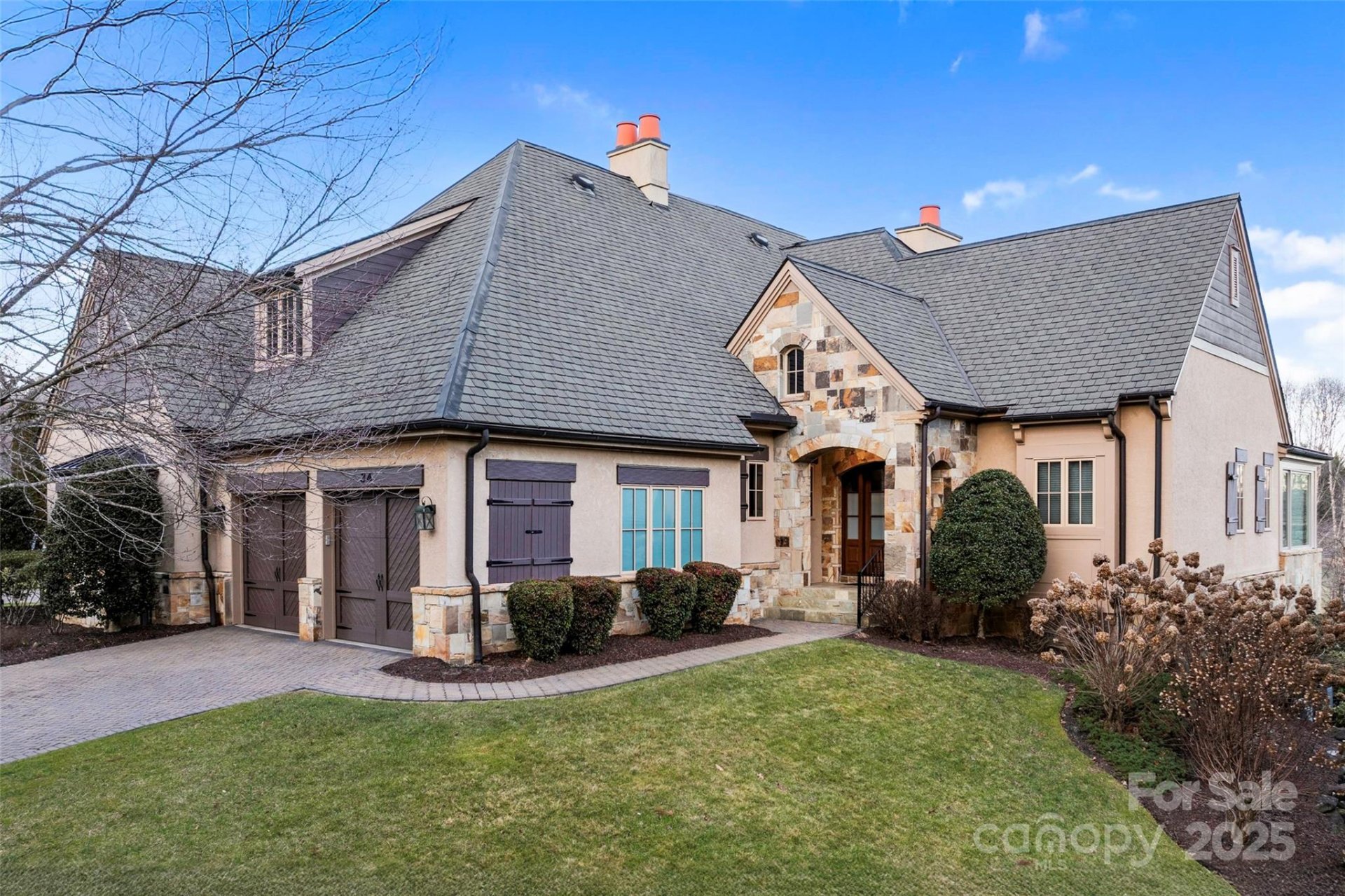 34 Foxbridge Way