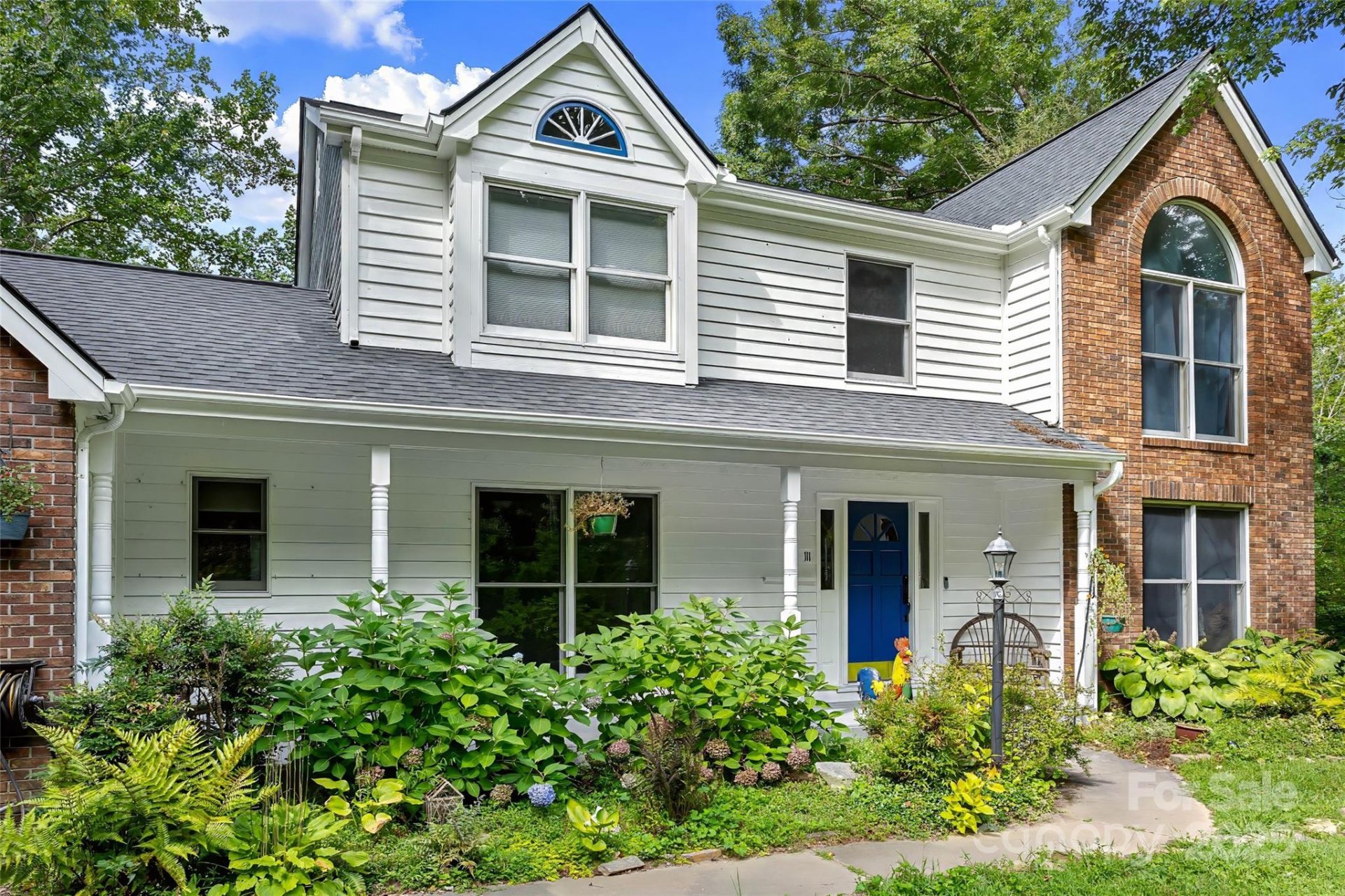 Property image 3 at 111 Ballantree Drive, Asheville, NC 28803