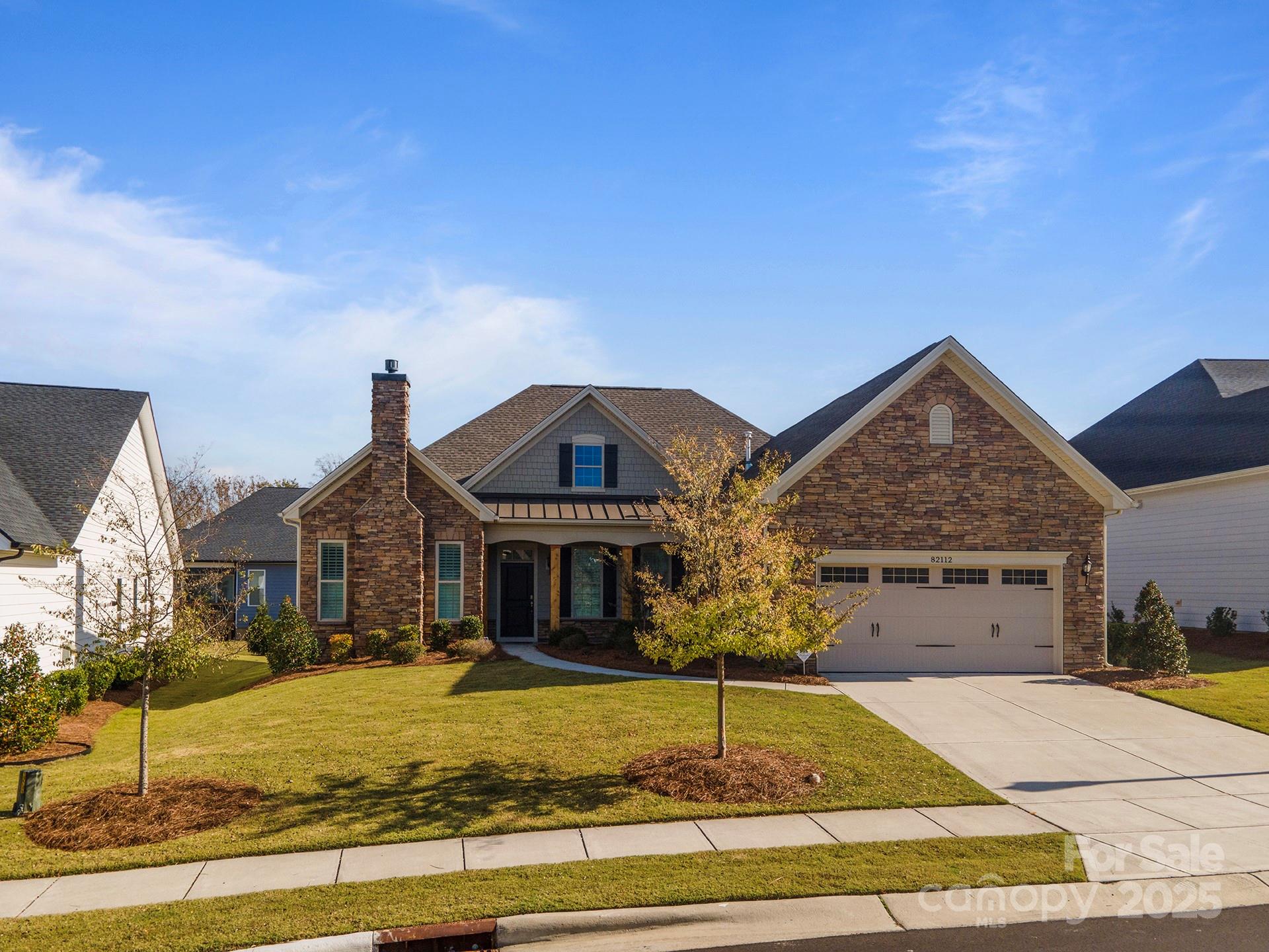 82112 Standing Oak Drive