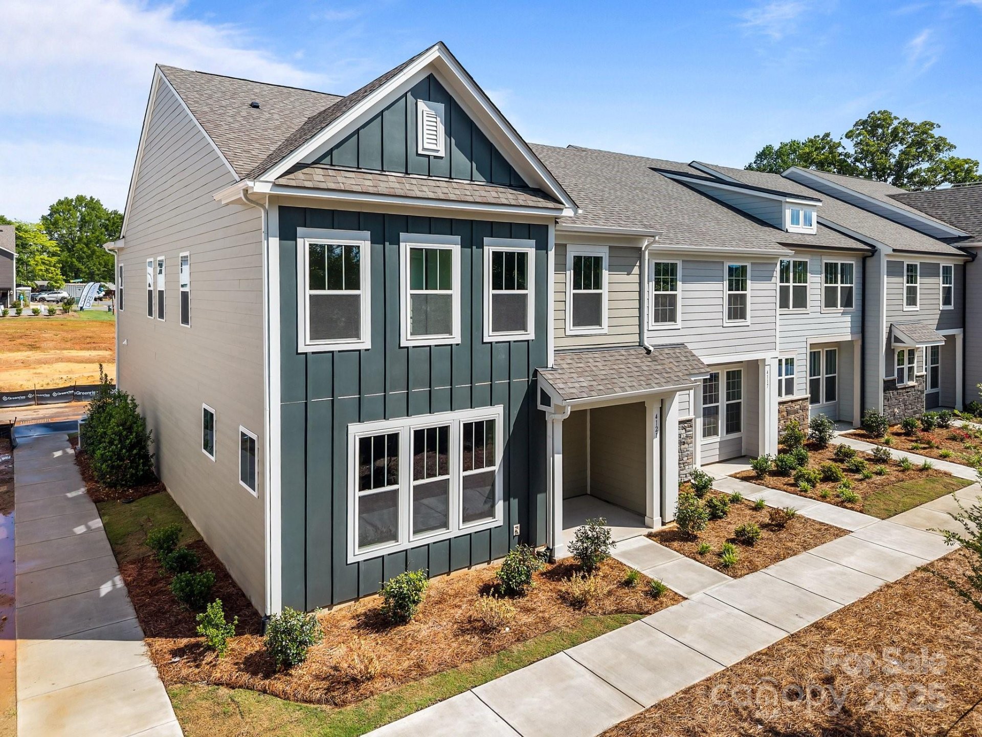 Property image 3 at 4121 Walking Ridge Road, Charlotte, NC 28208