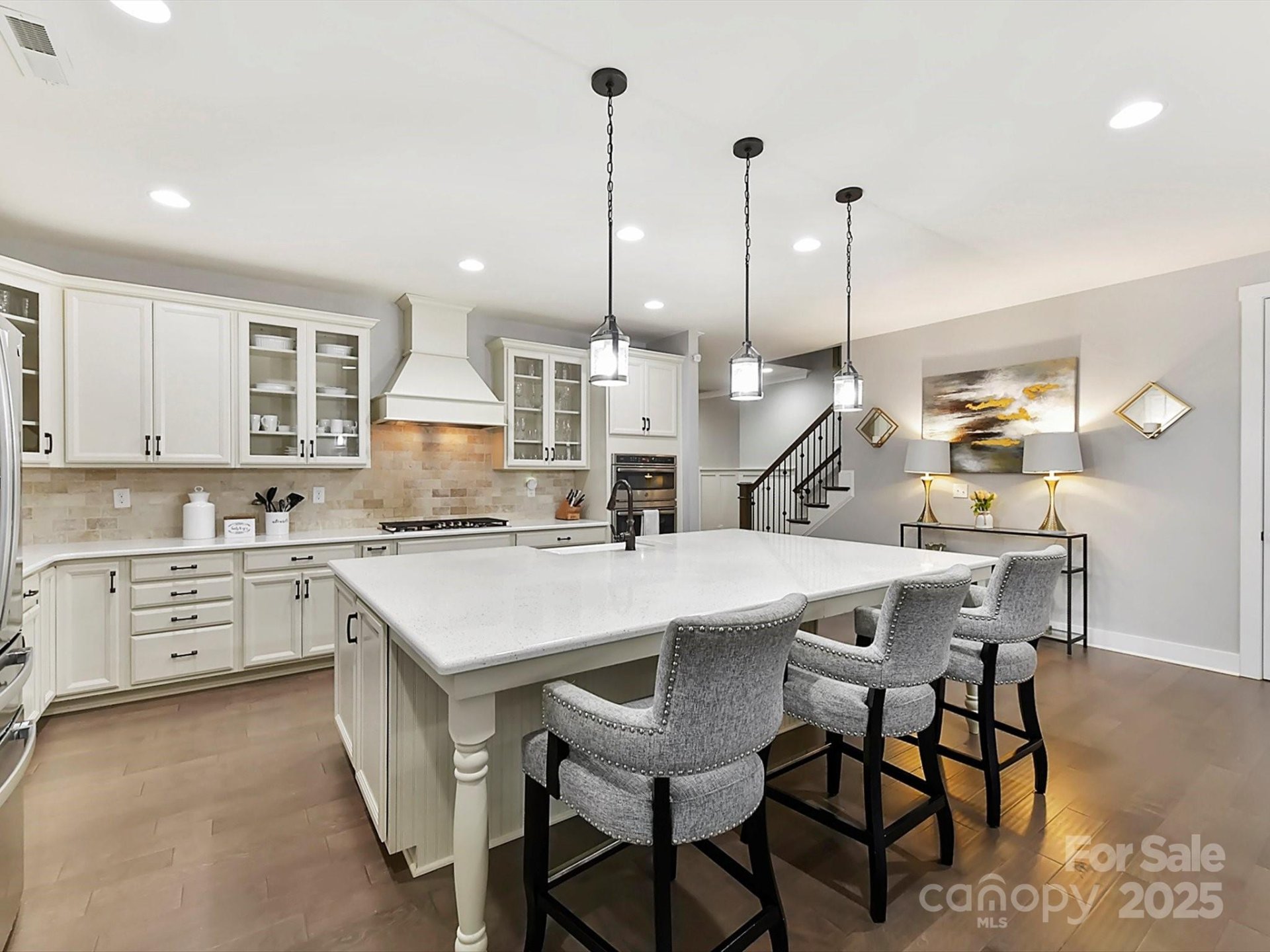 Property image 3 at 10409 Paper Birch Drive, Charlotte, NC 28215