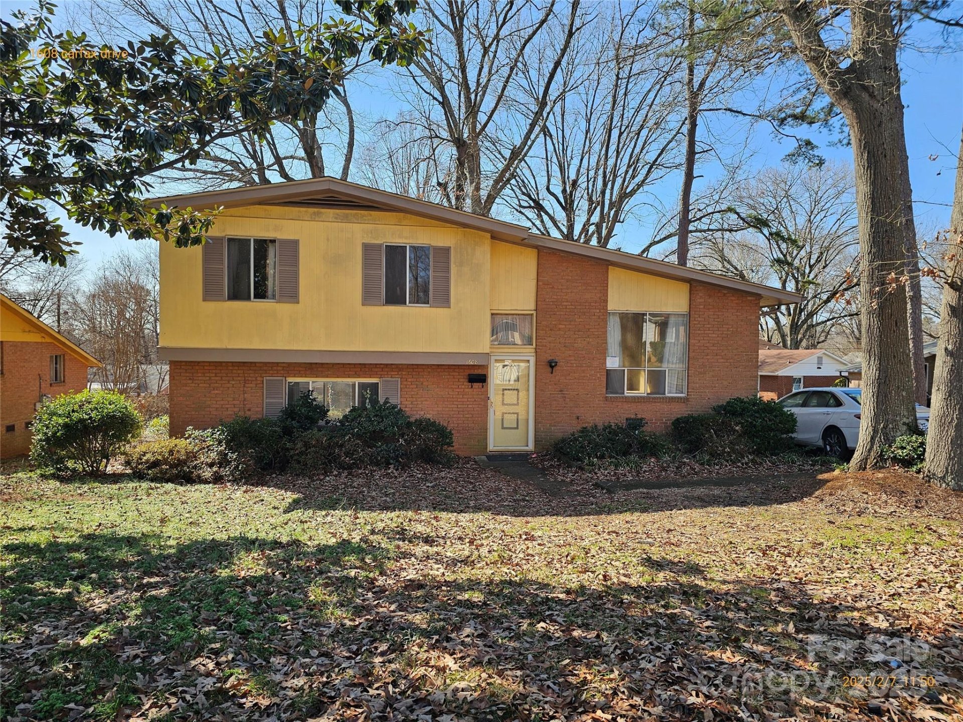 Property image 1 at 1608 Carfax Drive, Charlotte, NC 28216