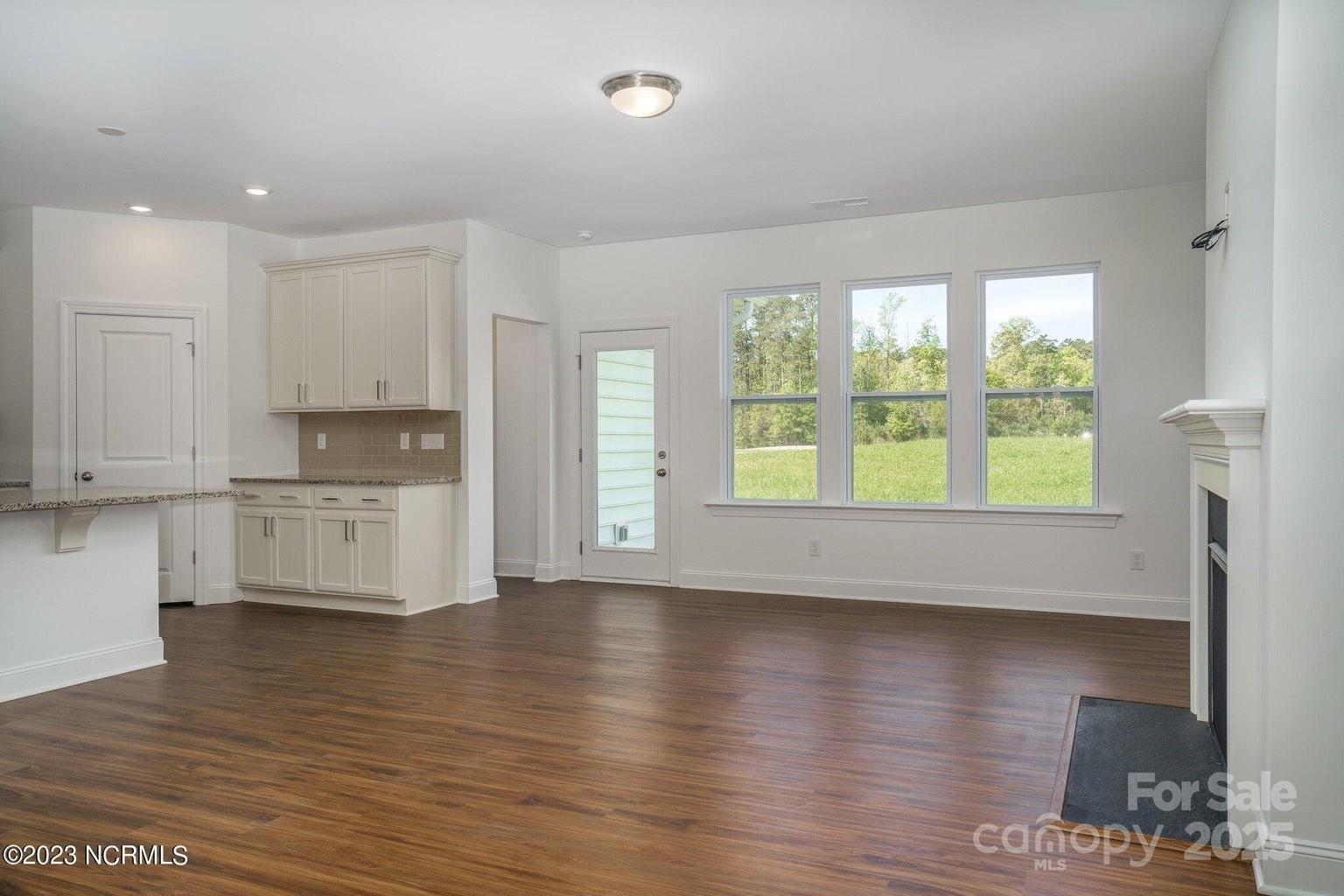 Property image 4 at 804 Pierce Avenue, Mount Holly, NC 28120