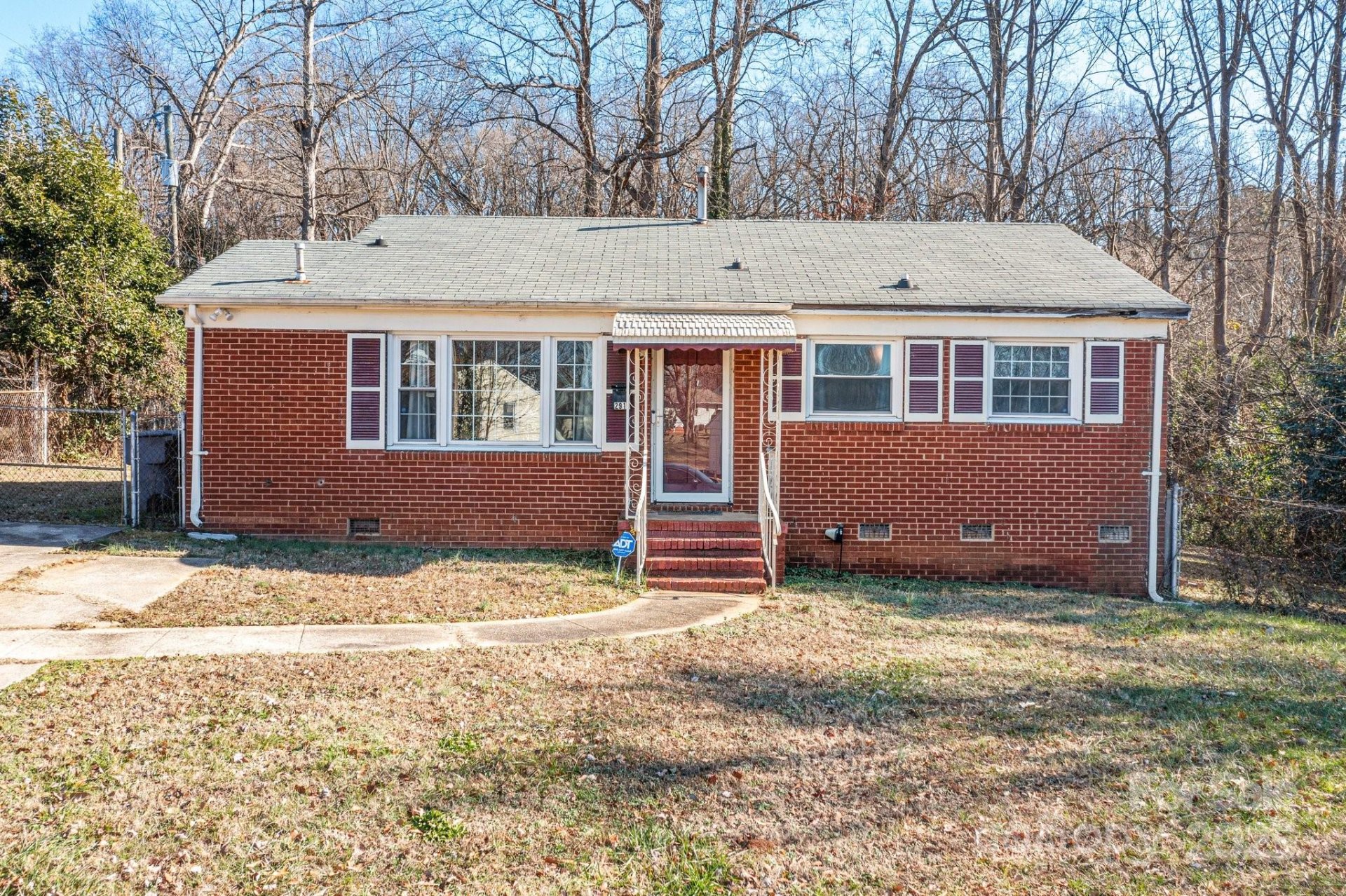 Property image 1 at 2919 Bellaire Drive, Charlotte, NC 28216