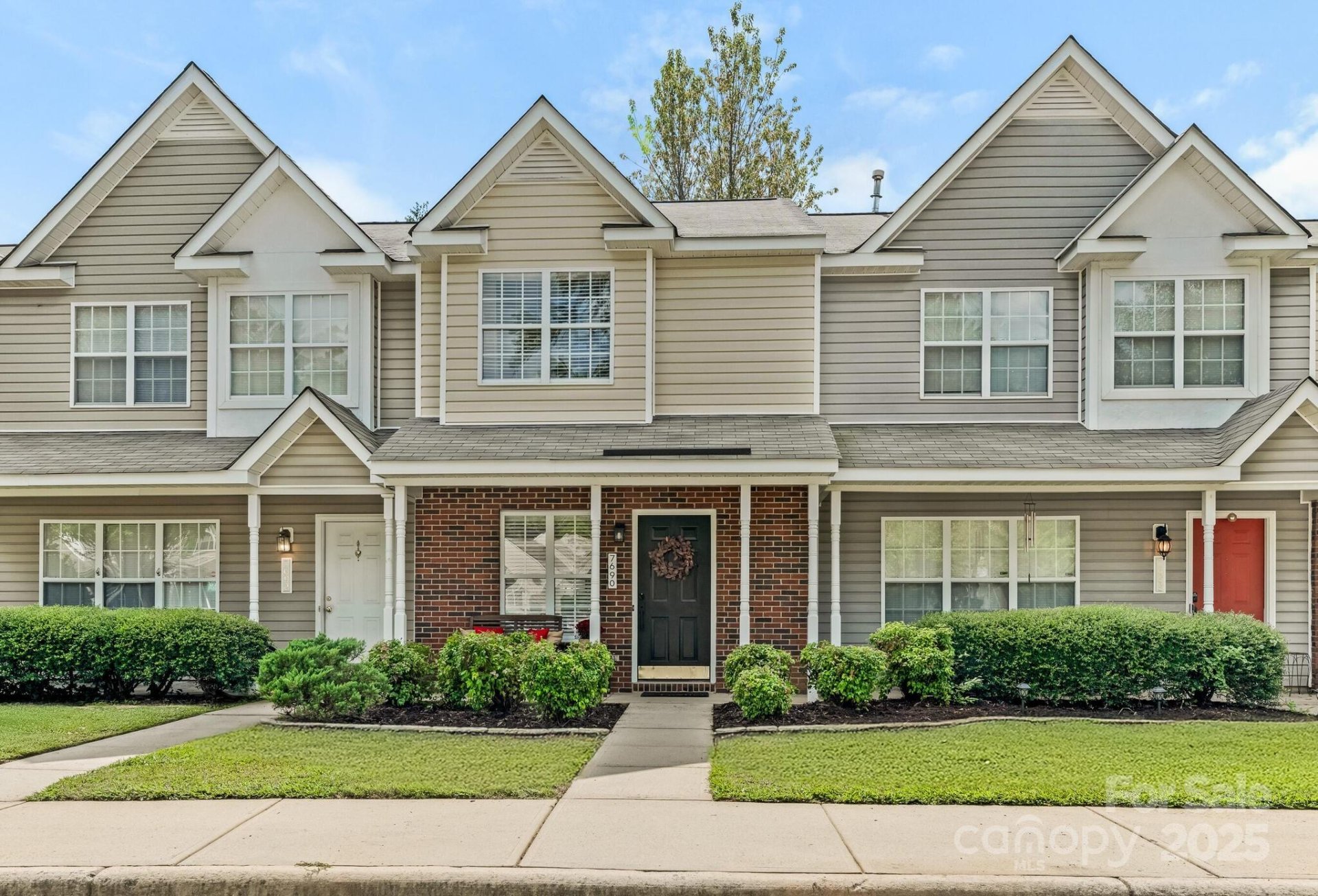 Property image 1 at 7690 Petrea Lane, Charlotte, NC 28227