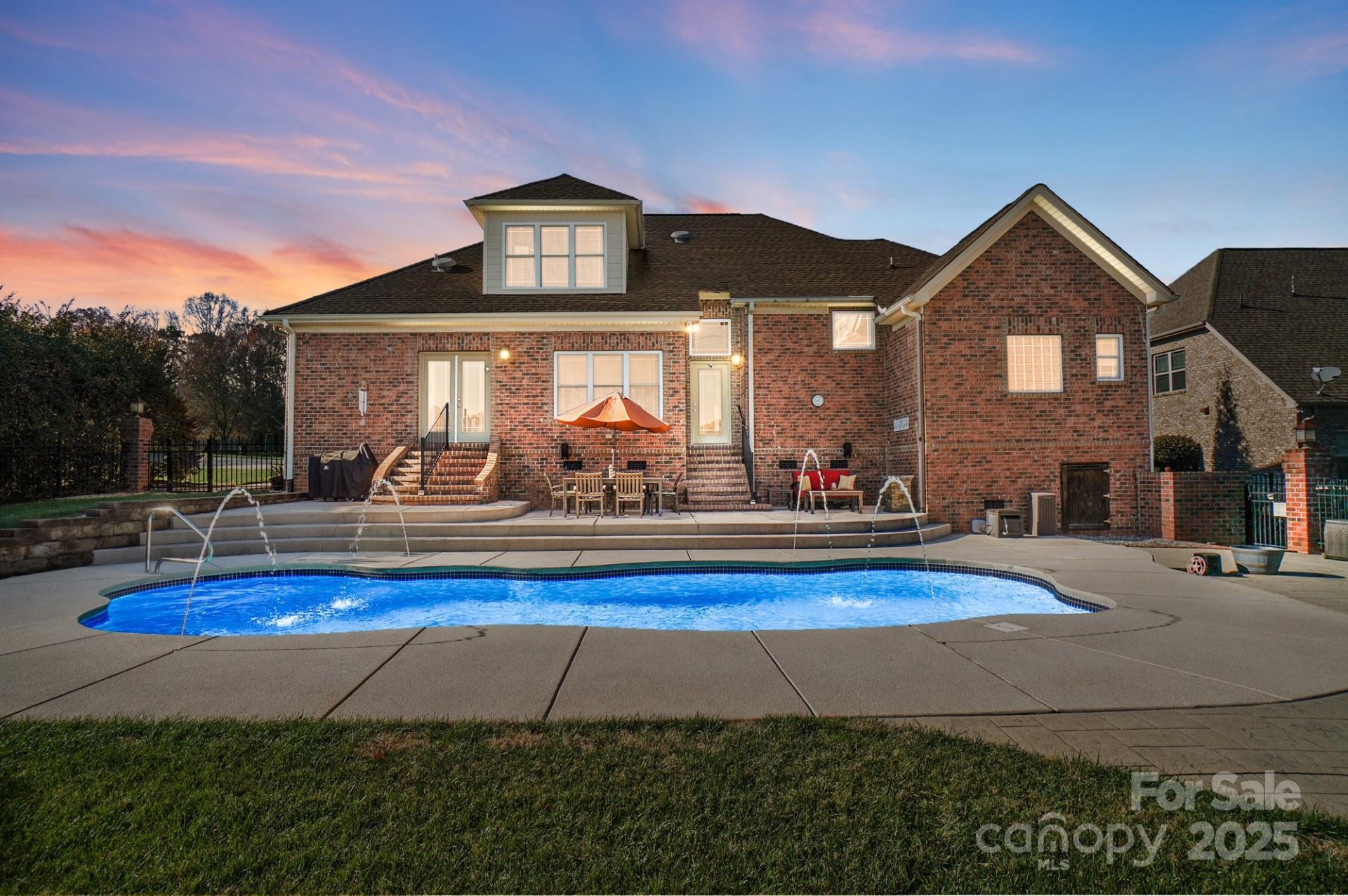 Property image 1 at 2444 Shiny Leaf Drive, Denver, NC 28037