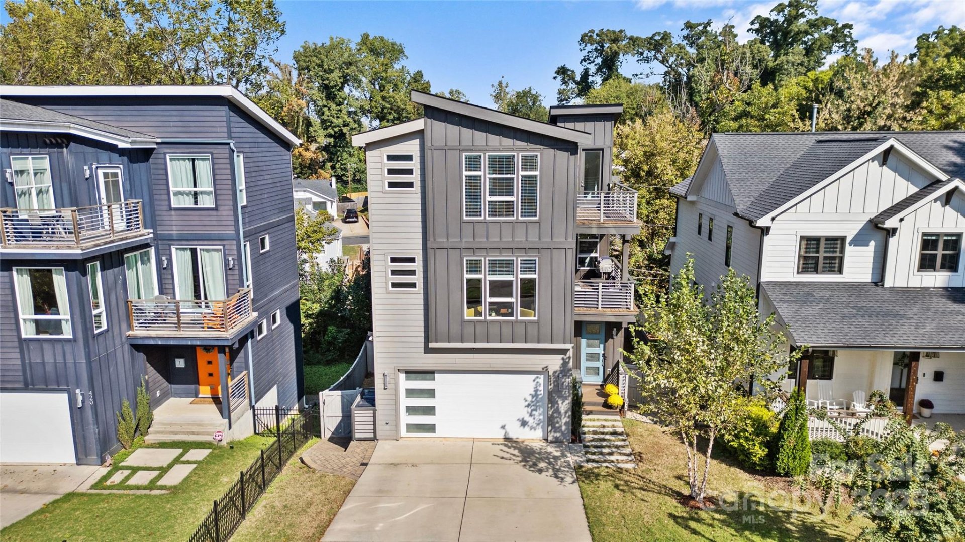 Property image 1 at 416 Wesley Heights Way, Charlotte, NC 28208