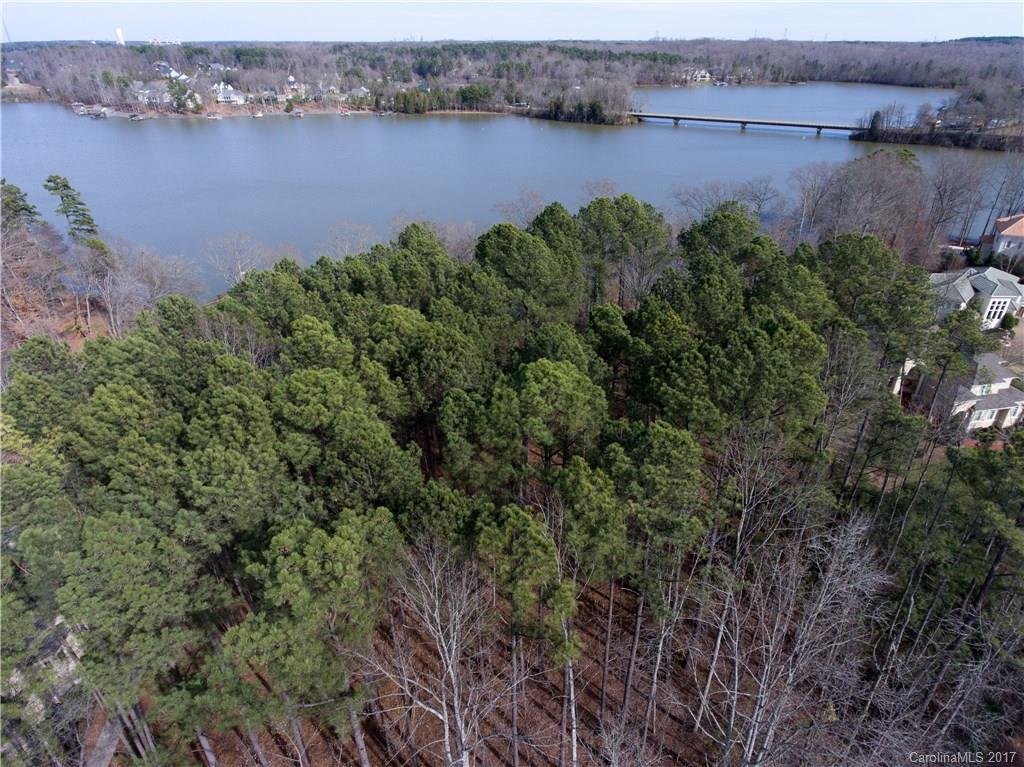 5205 Woodland Bay Drive