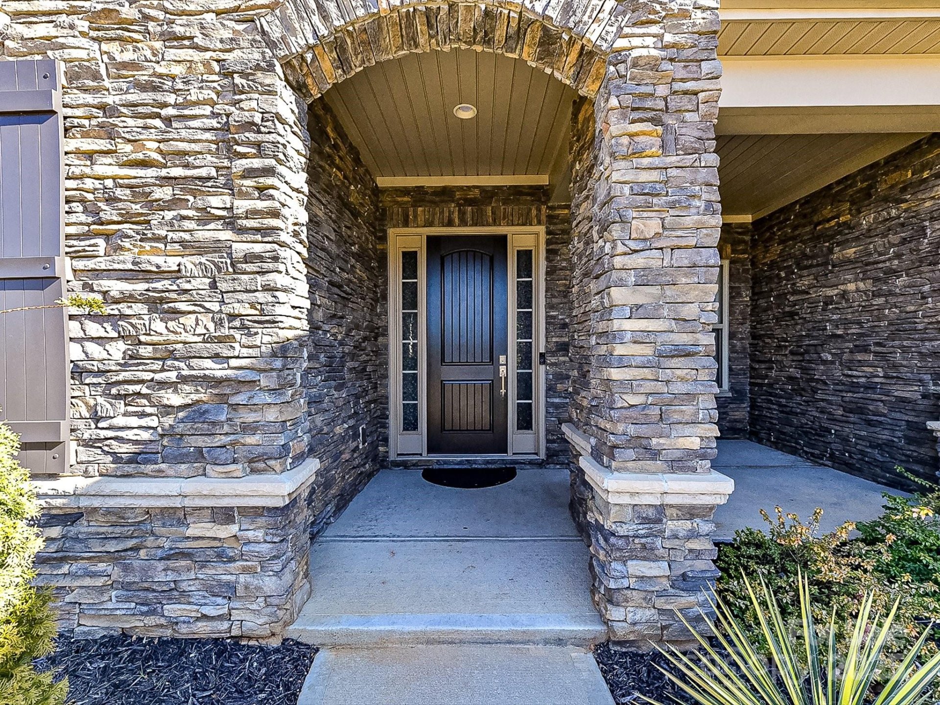 Property image 2 at 936 Gabriel Jon Place, Fort Mill, SC 29707