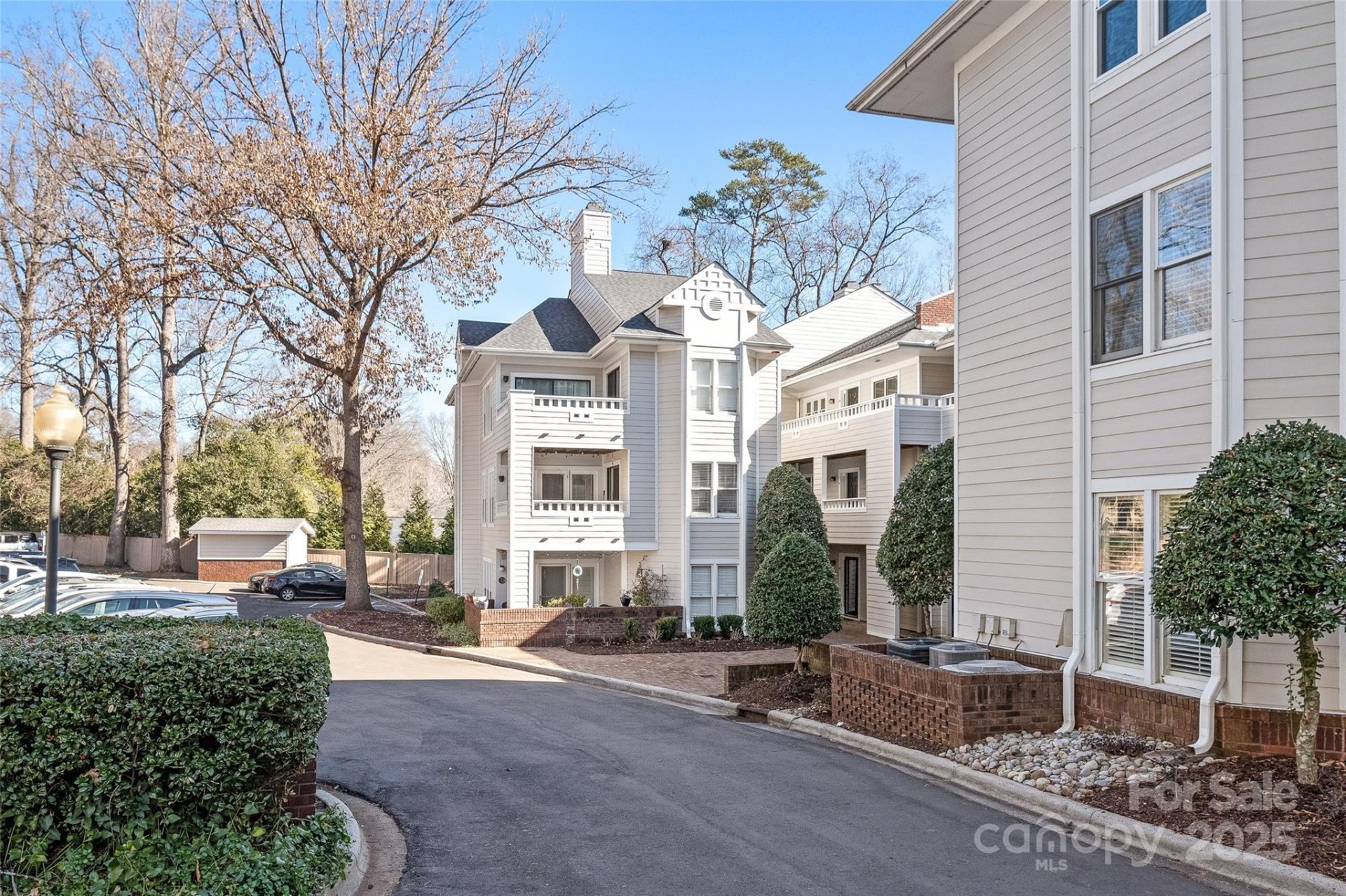 Property image 1 at 2715 Selwyn Avenue, Charlotte, NC 28209