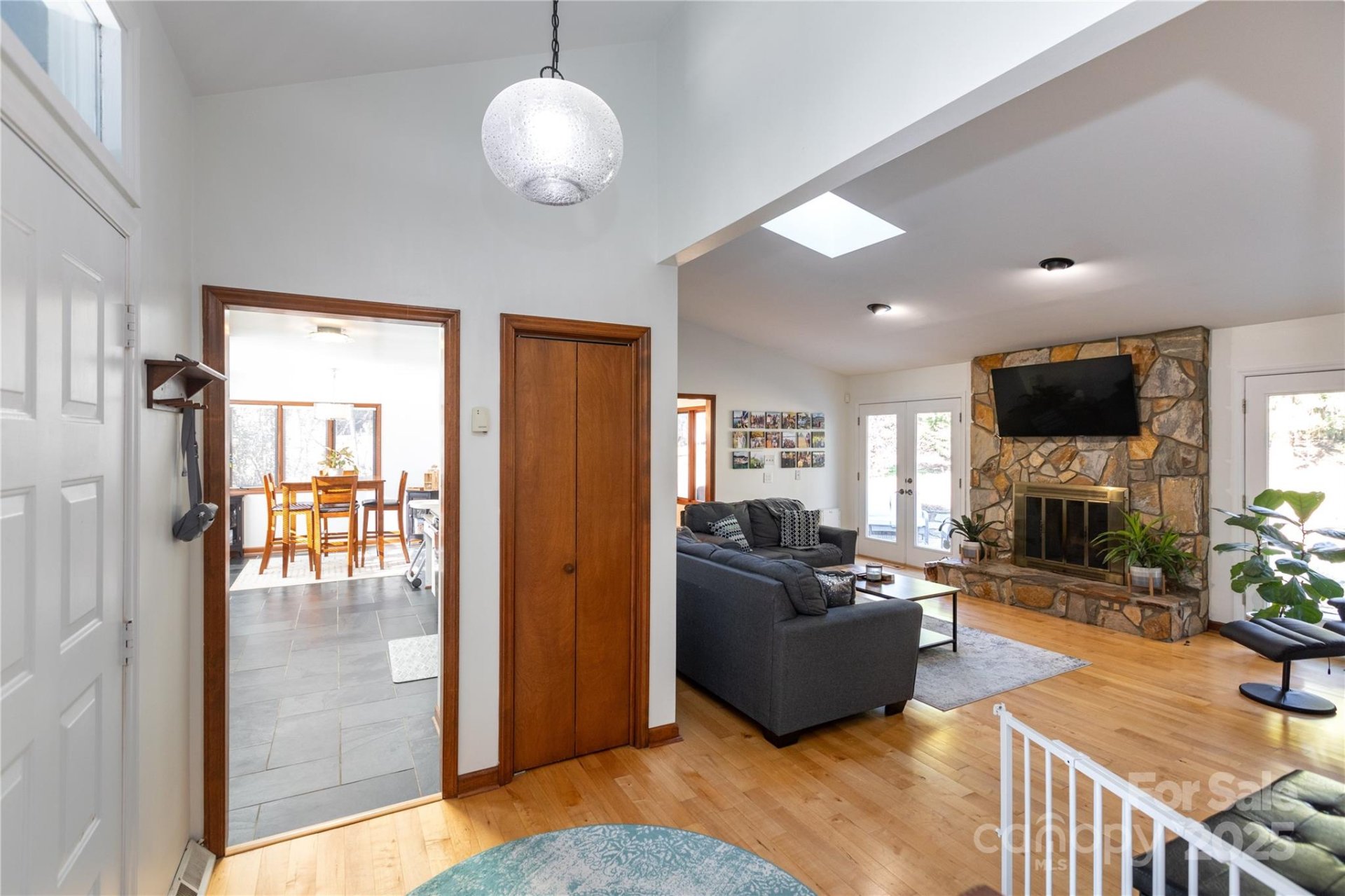Property image 4 at 1432 Jules Court, Charlotte, NC 28226