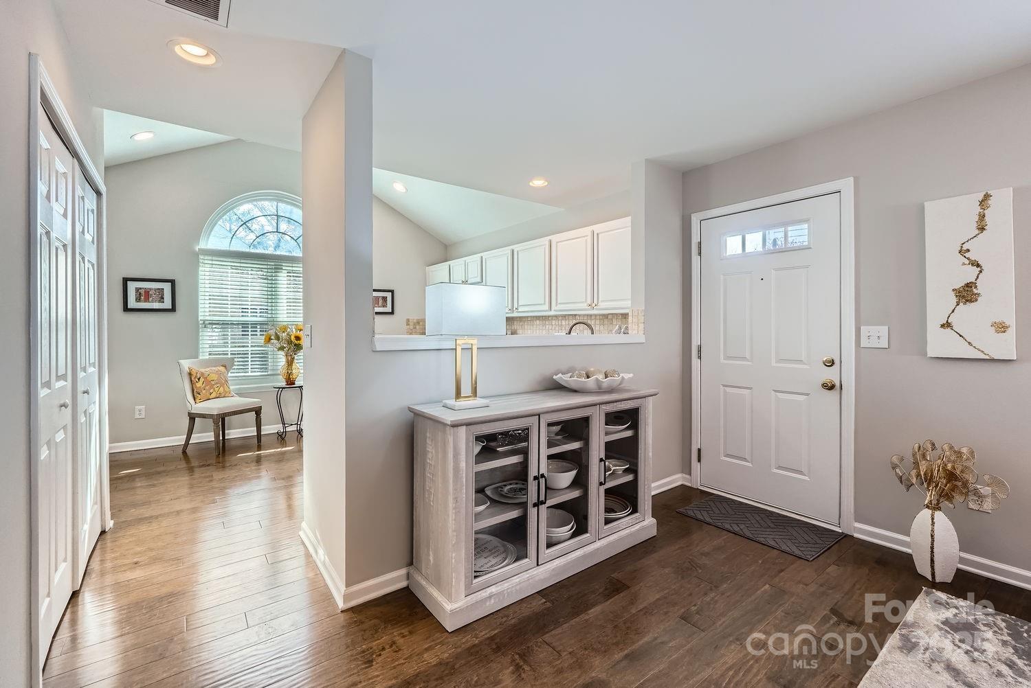 Property image 4 at 8636 Robinson Forest Drive, Charlotte, NC 28277