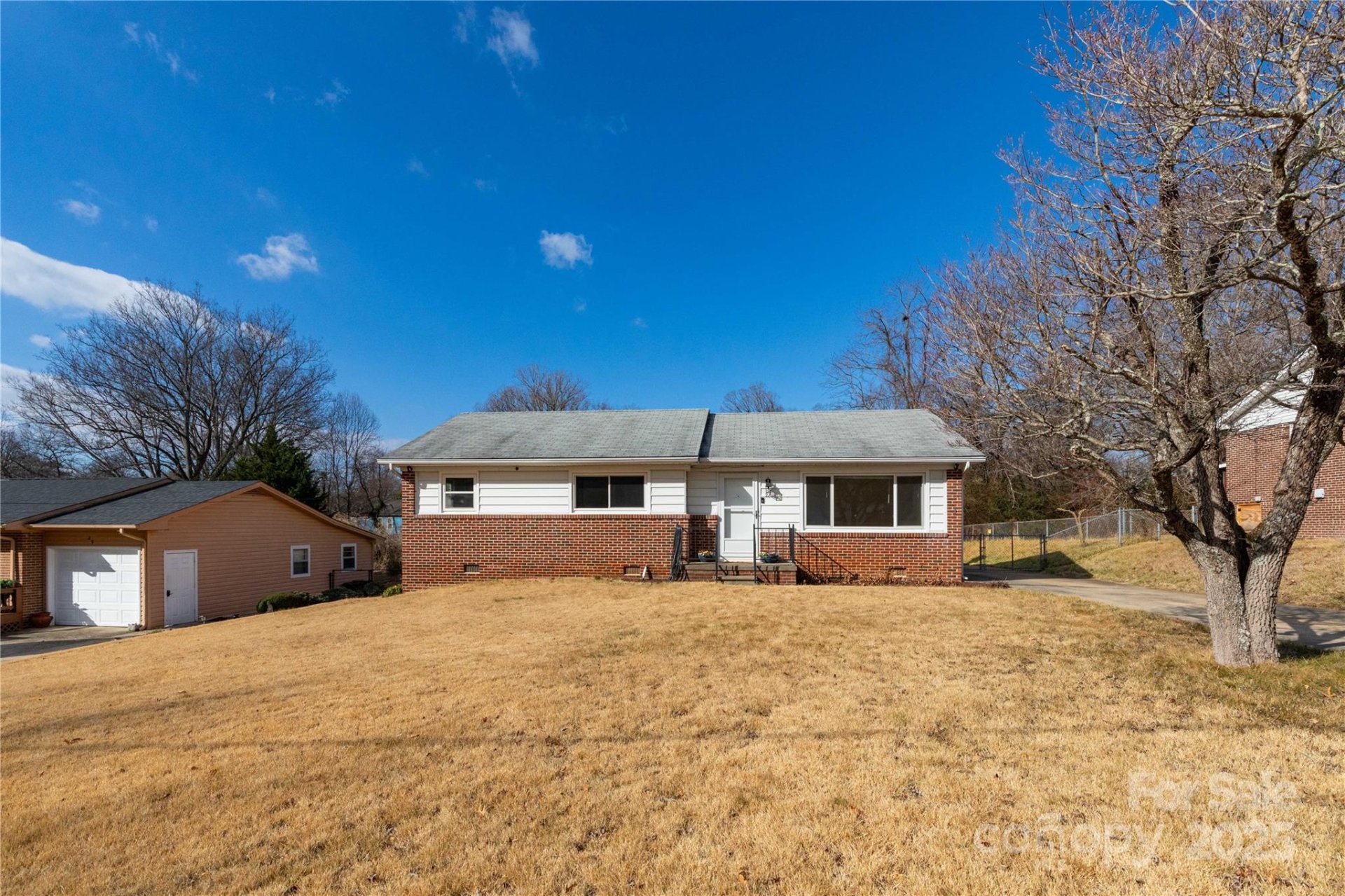 Property image 1 at 27 Wagon Road, Asheville, NC 28805