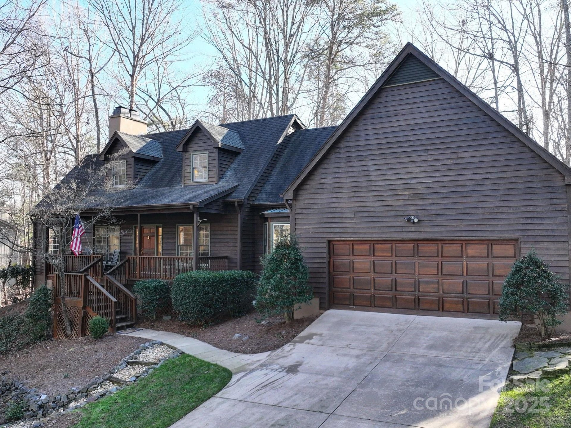 12 Woodvine Lane