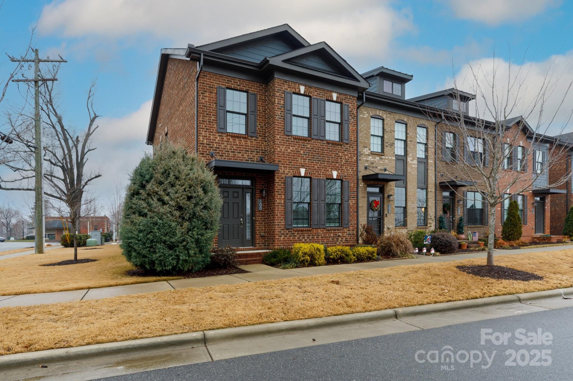 Property image 1 at 100 Linestowe Drive, Belmont, NC 28012