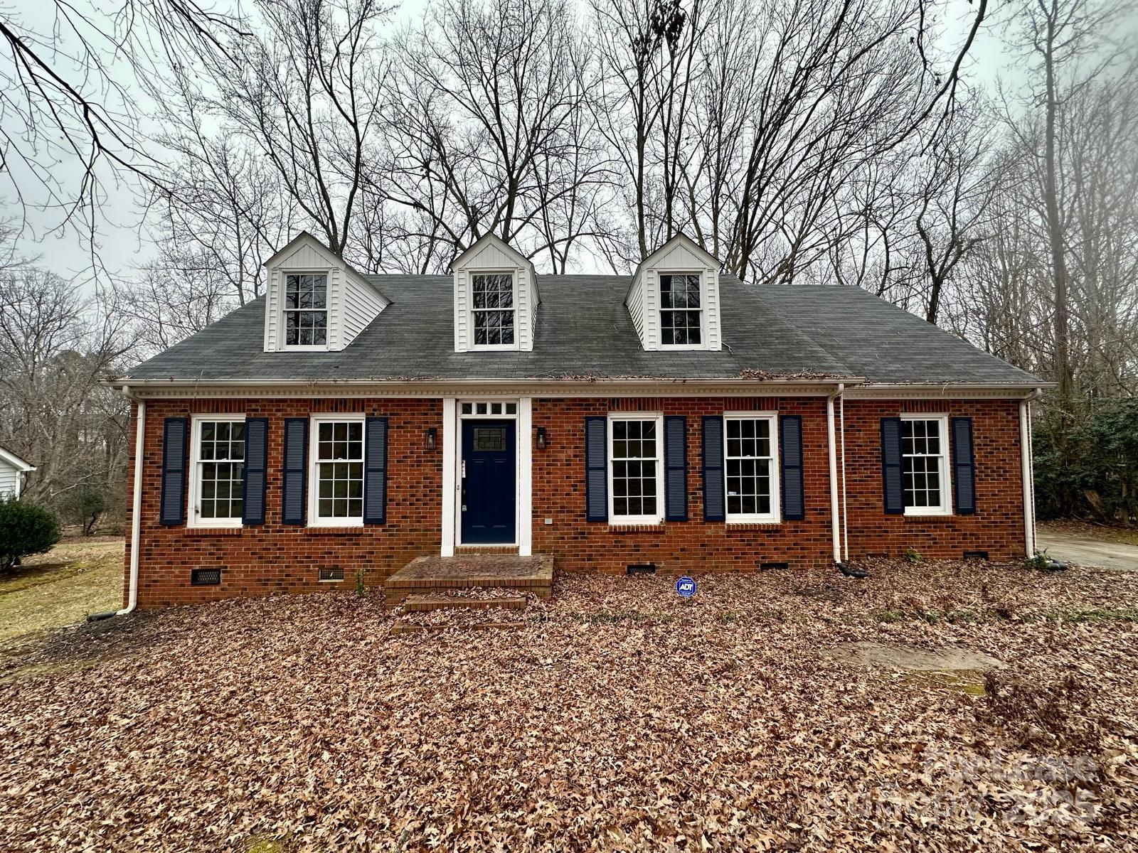 Property image 1 at 1401 Longbrook Drive, Charlotte, NC 28270