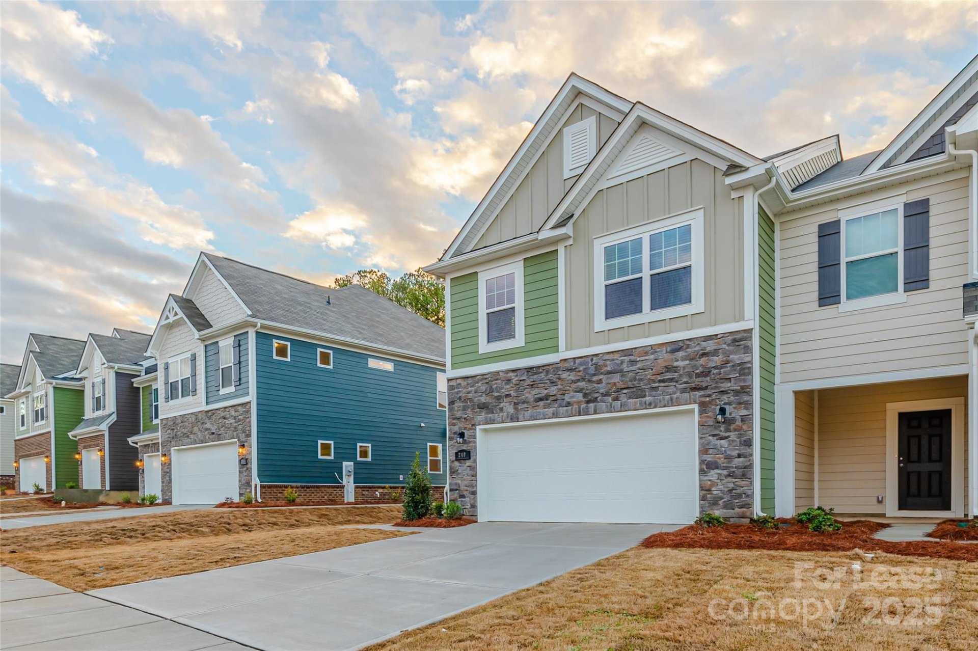 Property image 2 at 240 Harpers Run Lane, Matthews, NC 28104