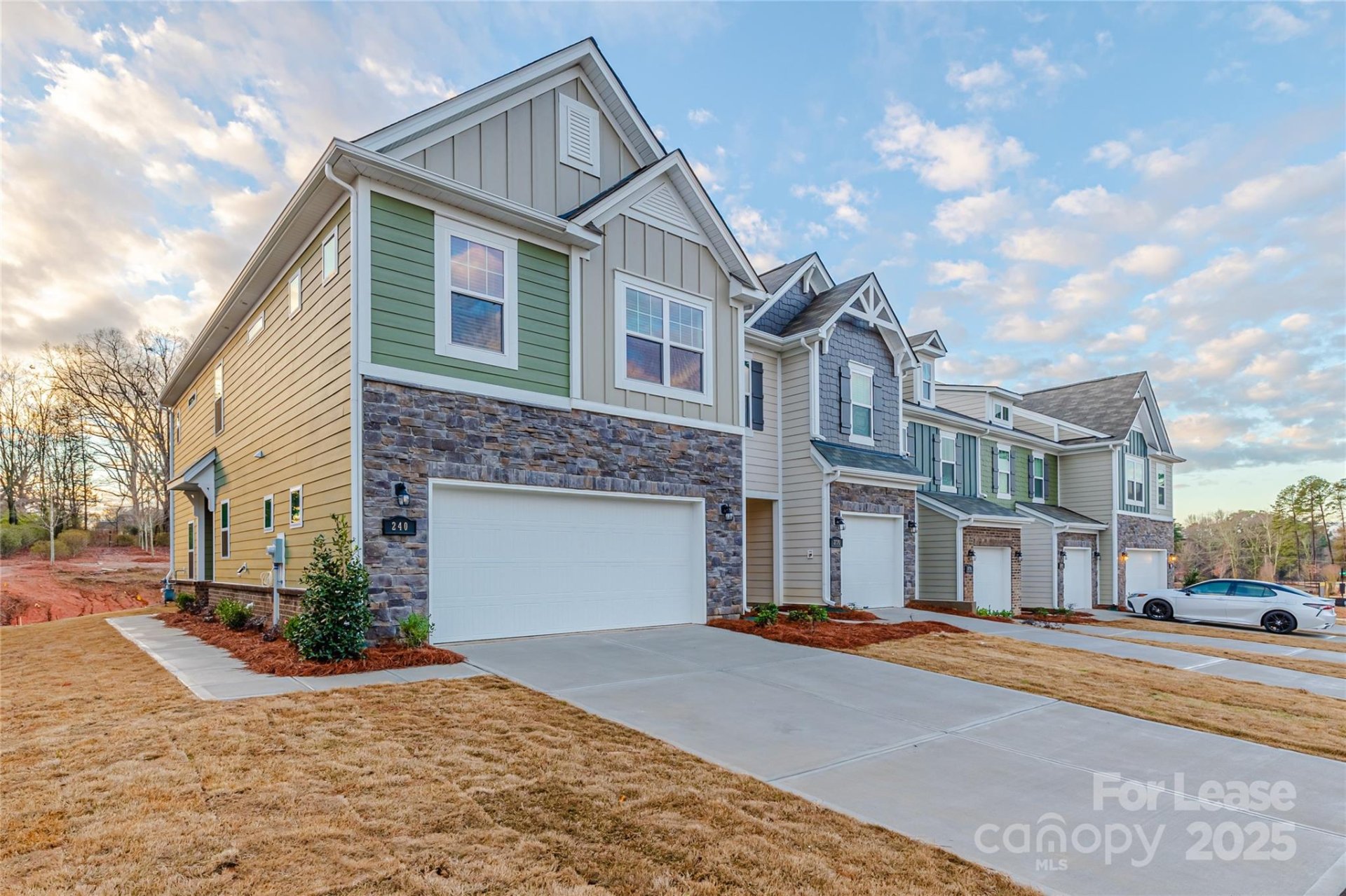 Property image 3 at 240 Harpers Run Lane, Matthews, NC 28104
