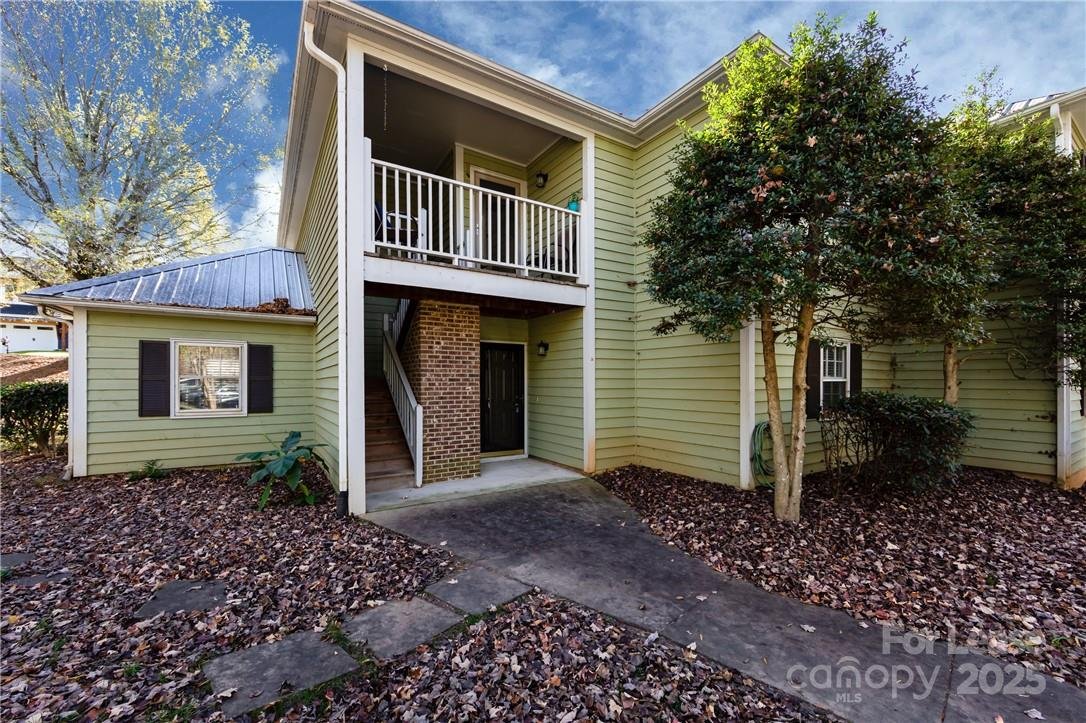 Property image 1 at 3306 Selwyn Farms Lane, Charlotte, NC 28209