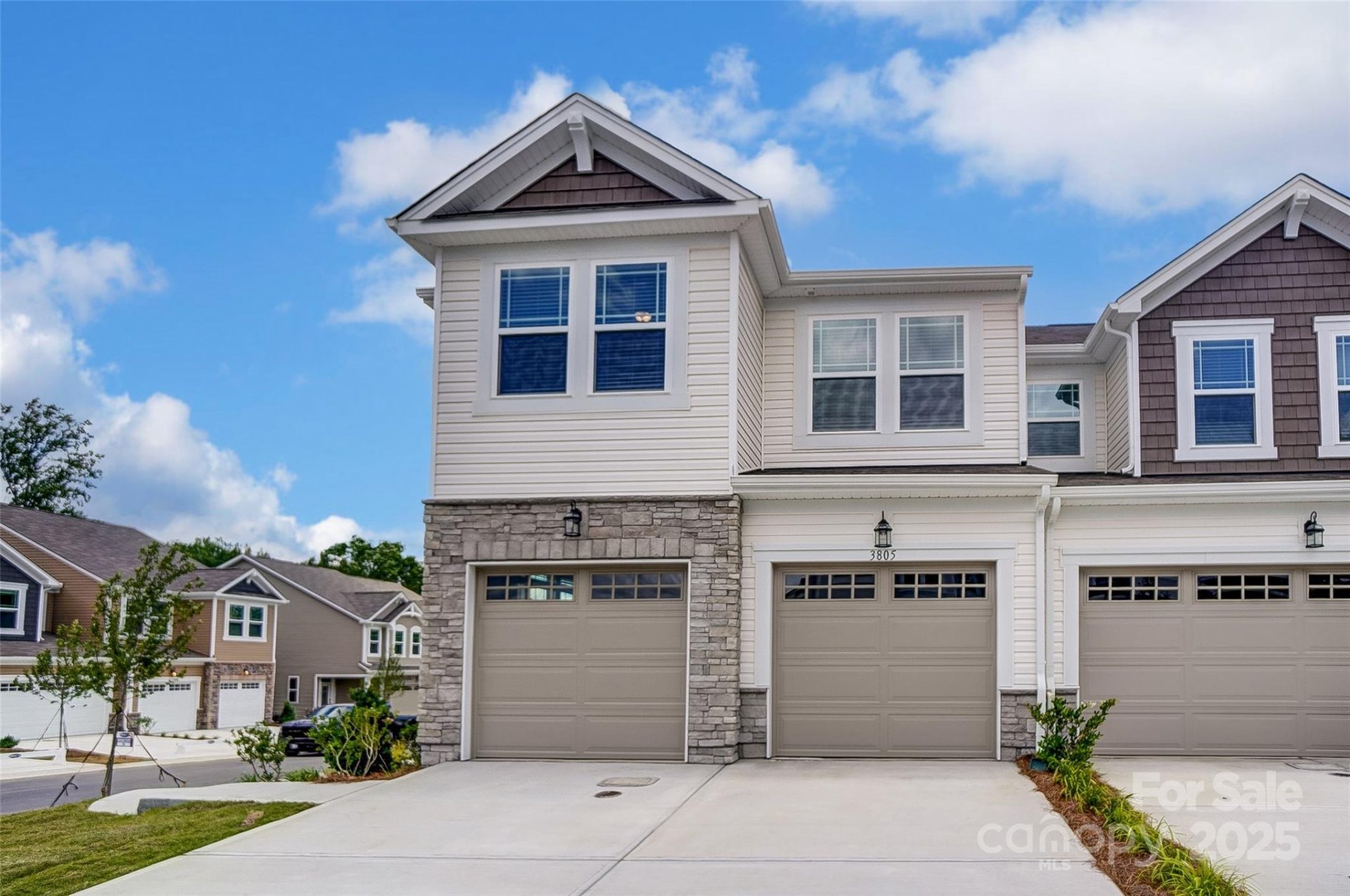 14918 Tamarack Drive