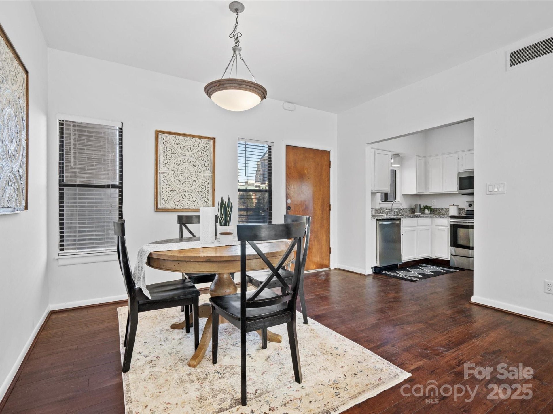 Property image 2 at 224 N Poplar Street, Charlotte, NC 28202