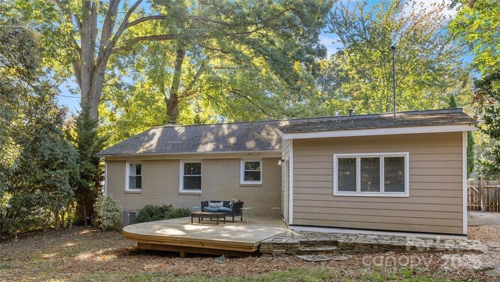 Property image 1 at 4423 Firwood Lane, Charlotte, NC 28209