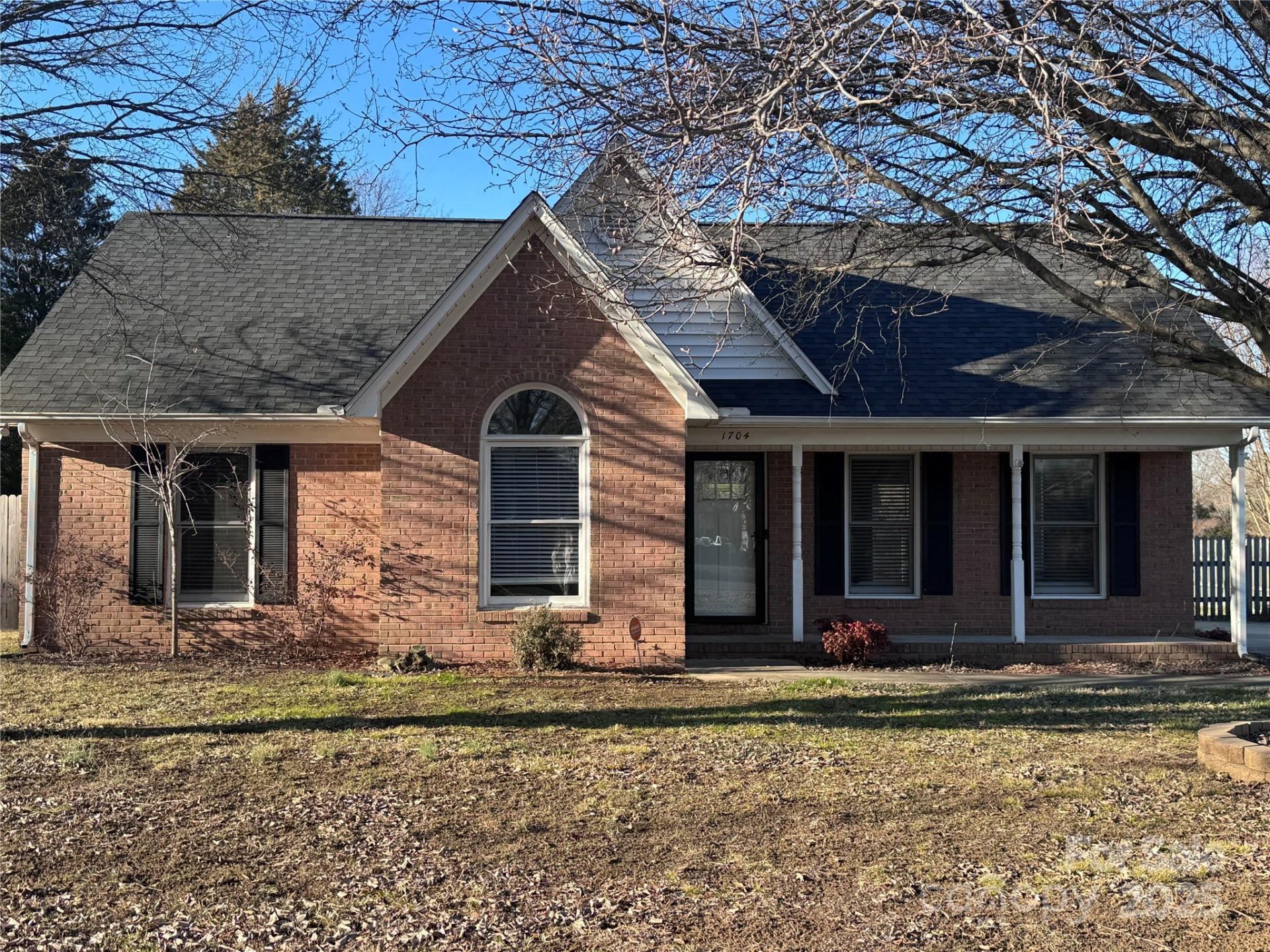 1704 Fieldcrest Circle