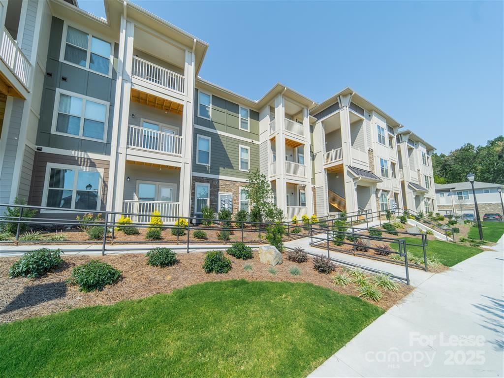 Property image 2 at 15155 Ollie Drive, Charlotte, NC 28273