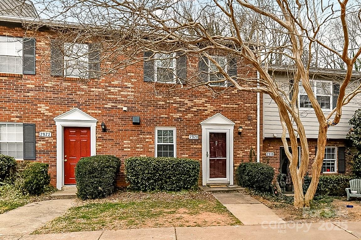 2920 Heathstead Place