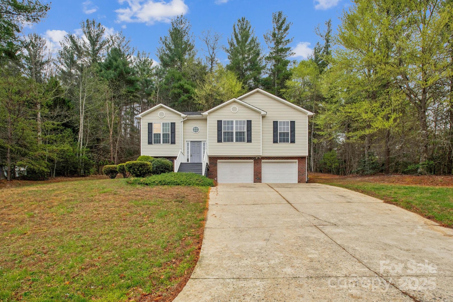 Property at 240 Doe Run, Morganton, NC 28655