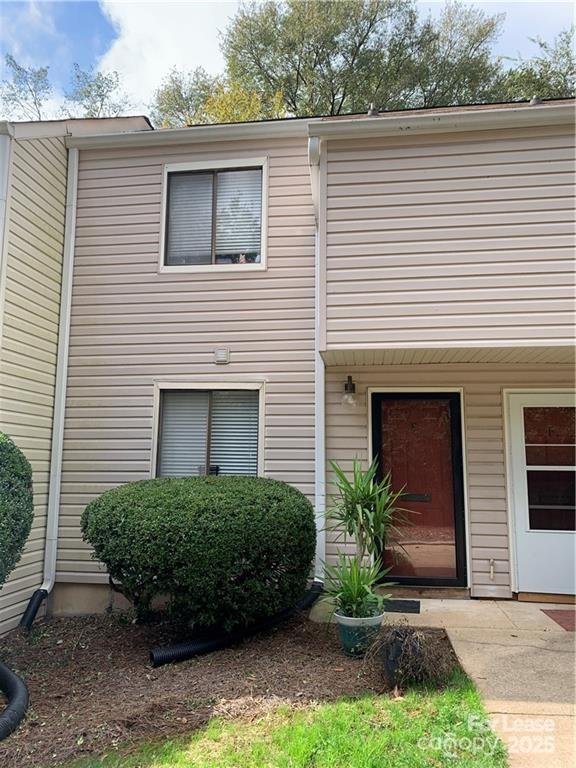 Property image 1 at 951 Hollywood Street, Charlotte, NC 28211