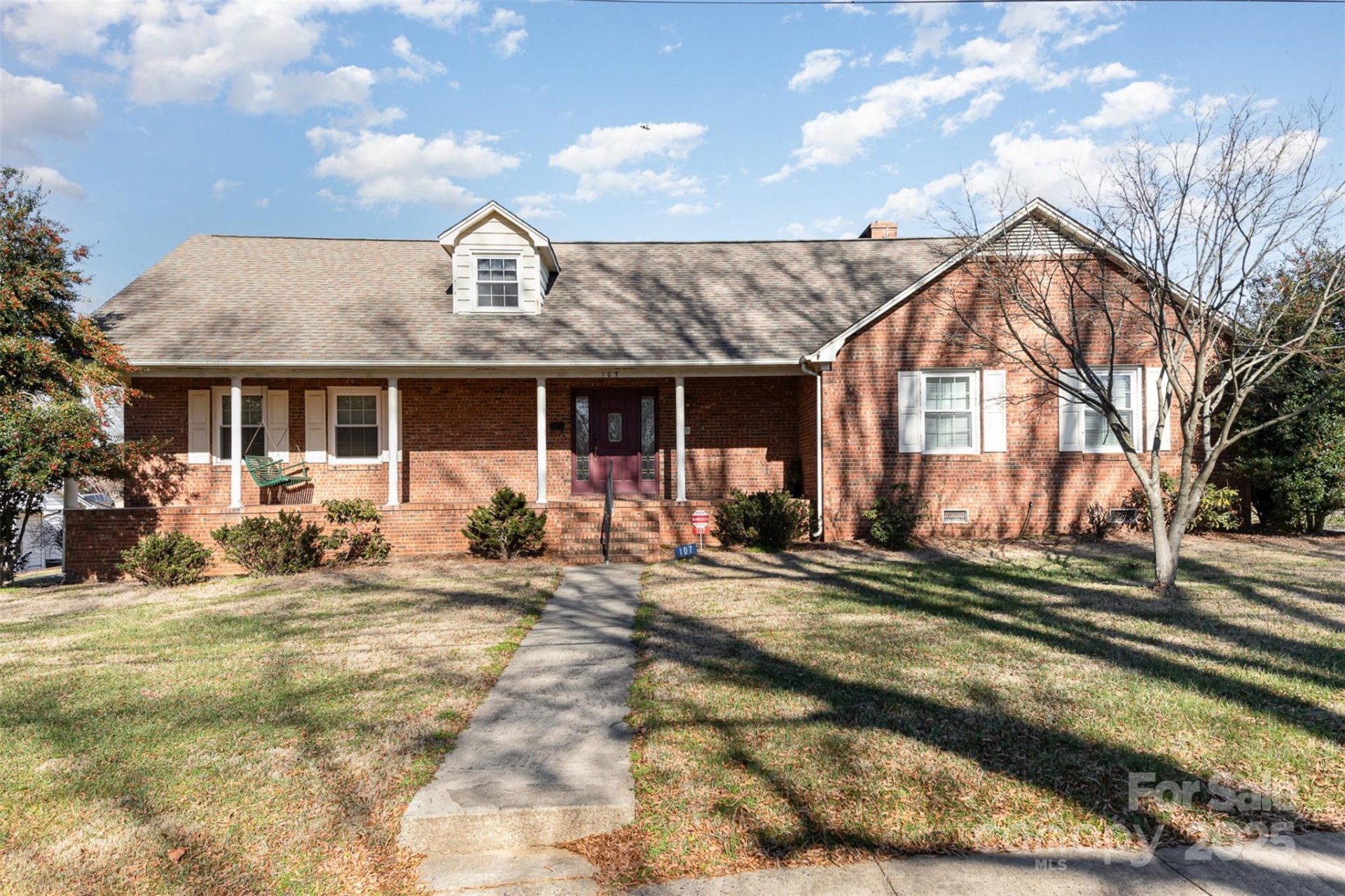 Property image 1 at 107 E Boyd Street, Maiden, NC 28650