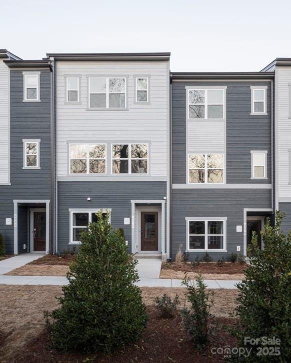Property image 2 at 8018 Elevate Court, Charlotte, NC 28205