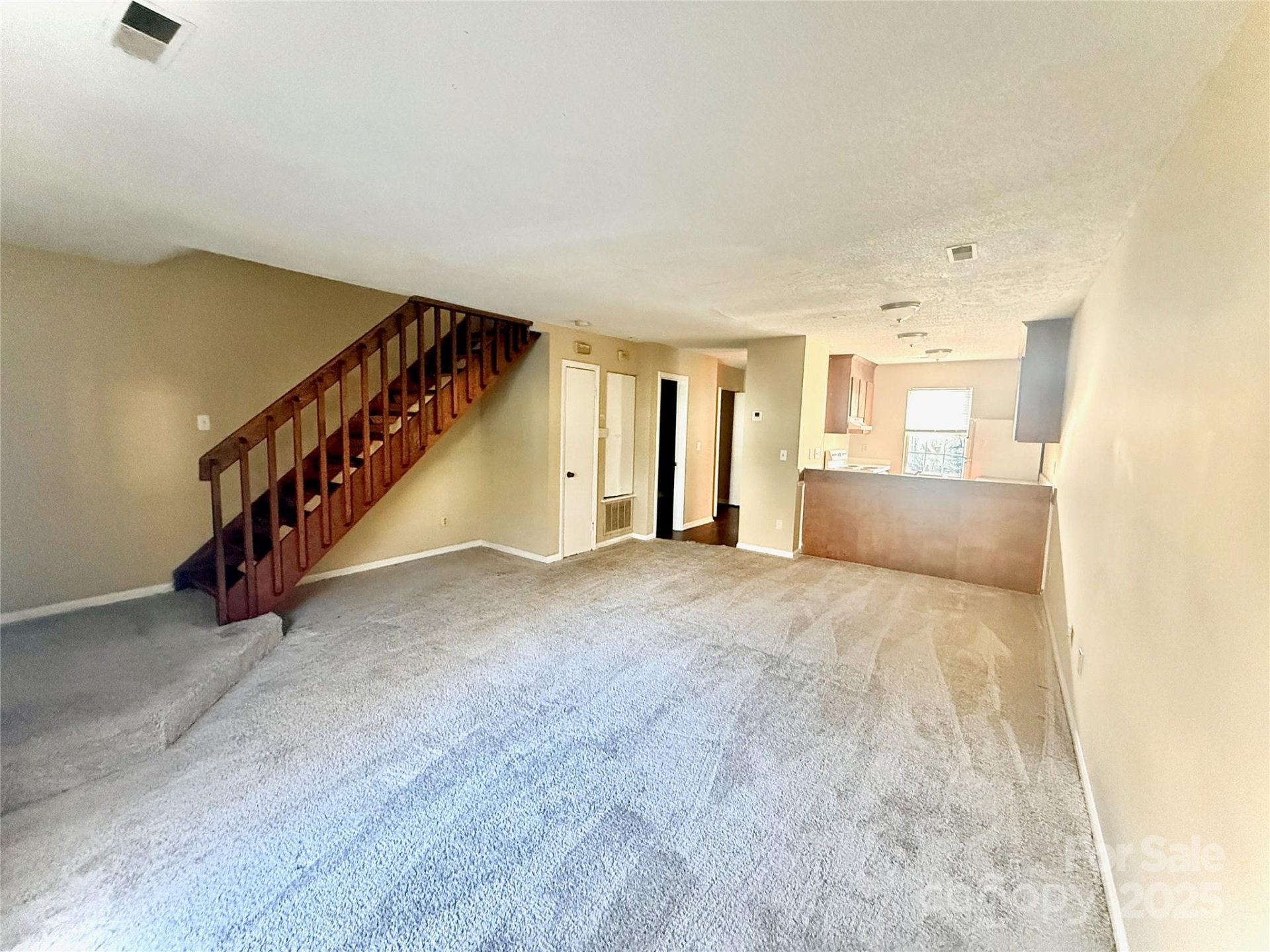 Property image 5 at 3959 Briarhill Drive, Charlotte, NC 28215