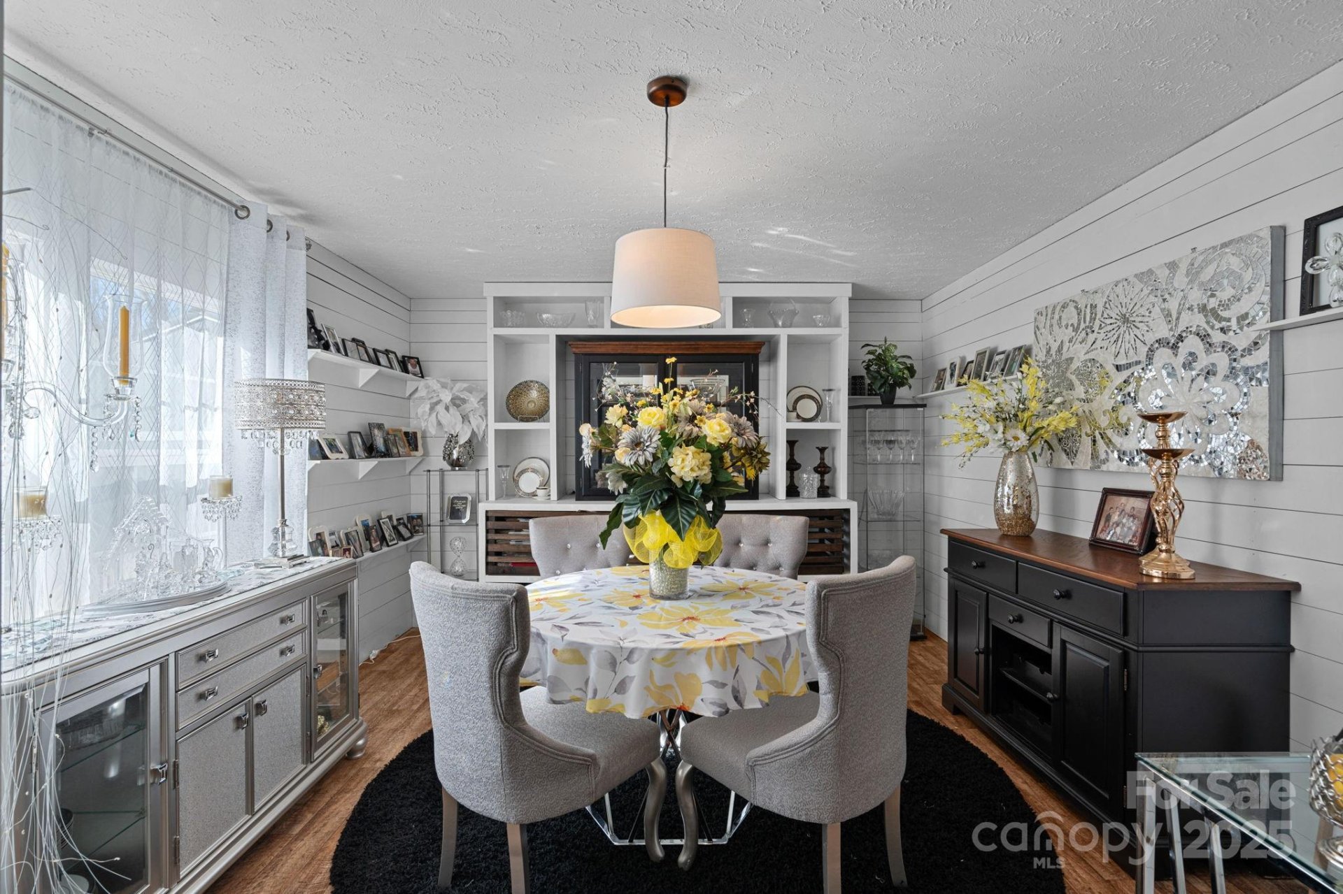 5826 Boxer Drive
