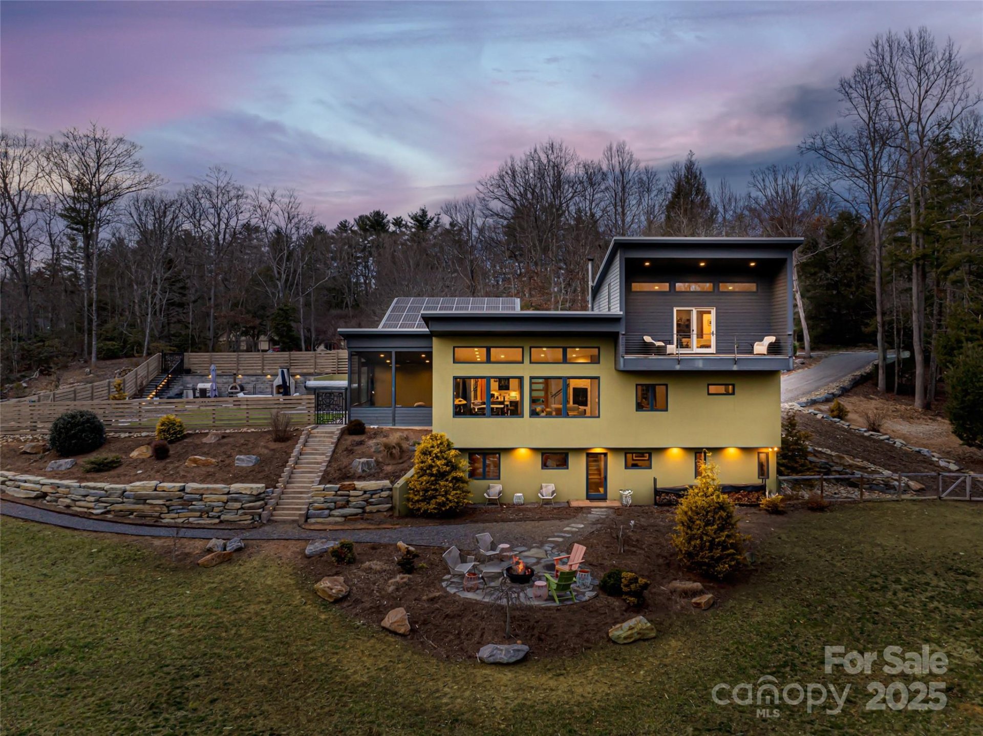 Ravenwood Estates, Fletcher Community