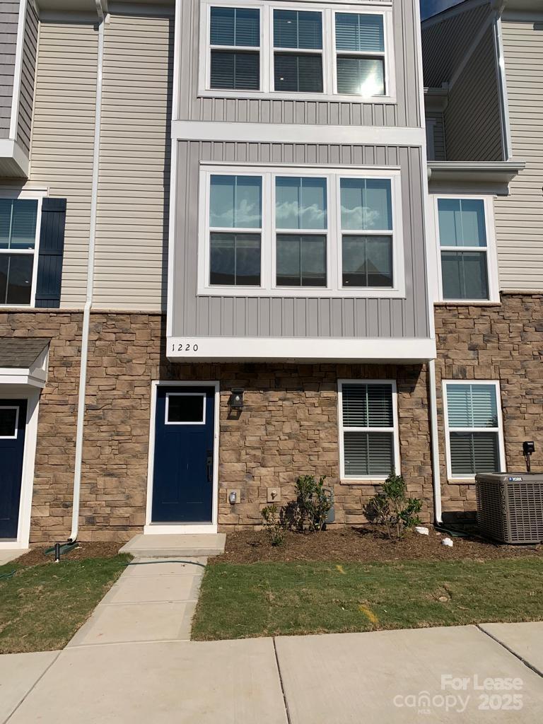 Property image 1 at 1220 Lillies Way, Huntersville, NC 28078