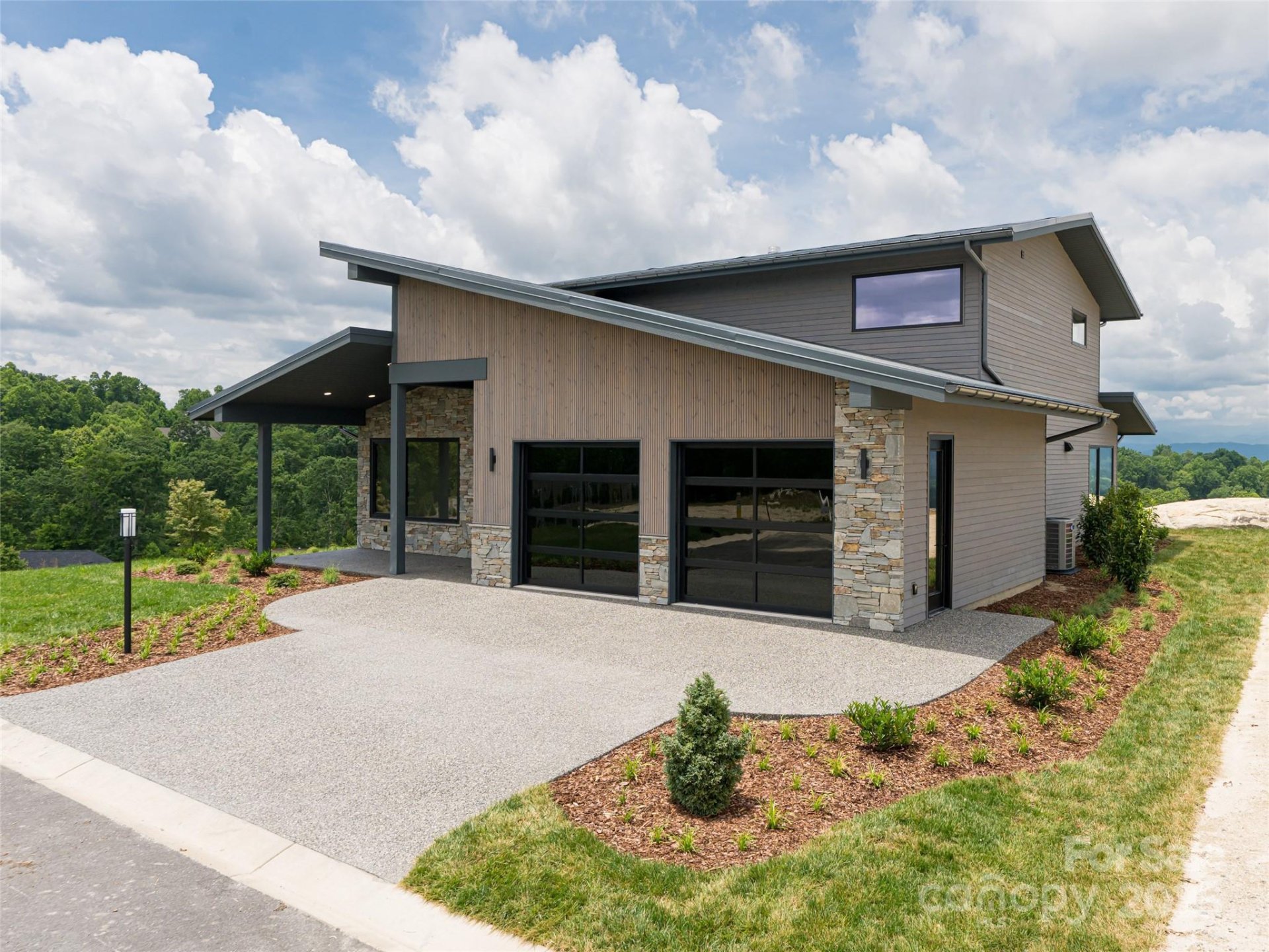 Property image 5 at 24 S Watchman Drive, Hendersonville, NC 28791