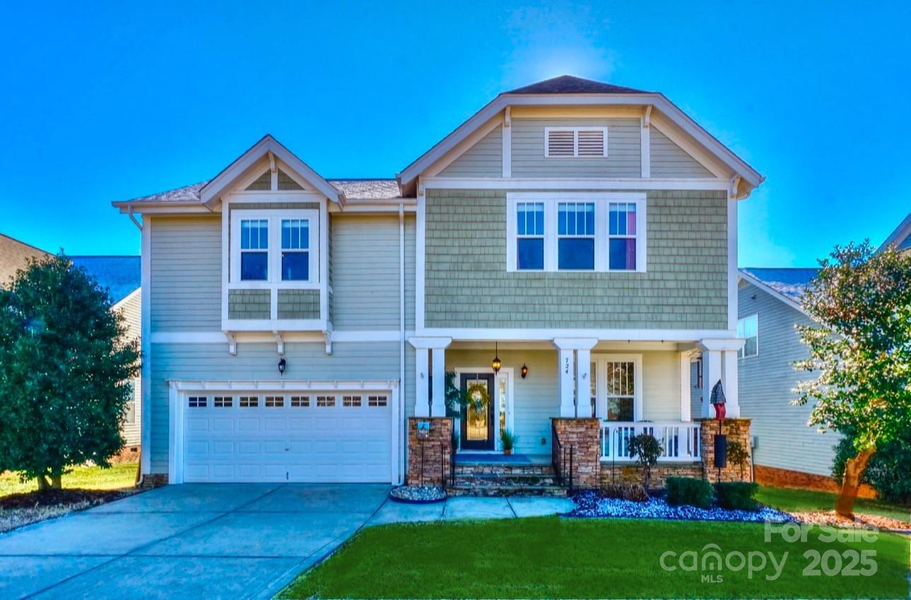 Property image 1 at 724 Mercer Place, Huntersville, NC 28078