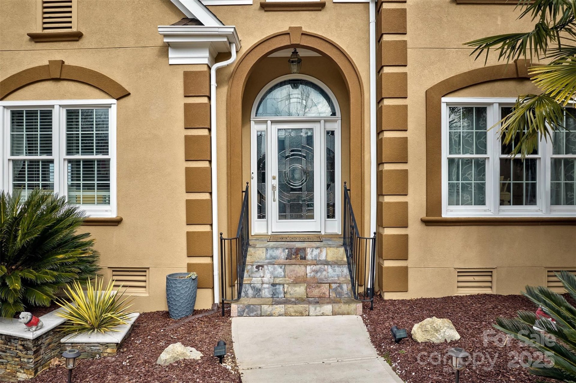 Property image 3 at 15816 Feeny Court, Charlotte, NC 28278