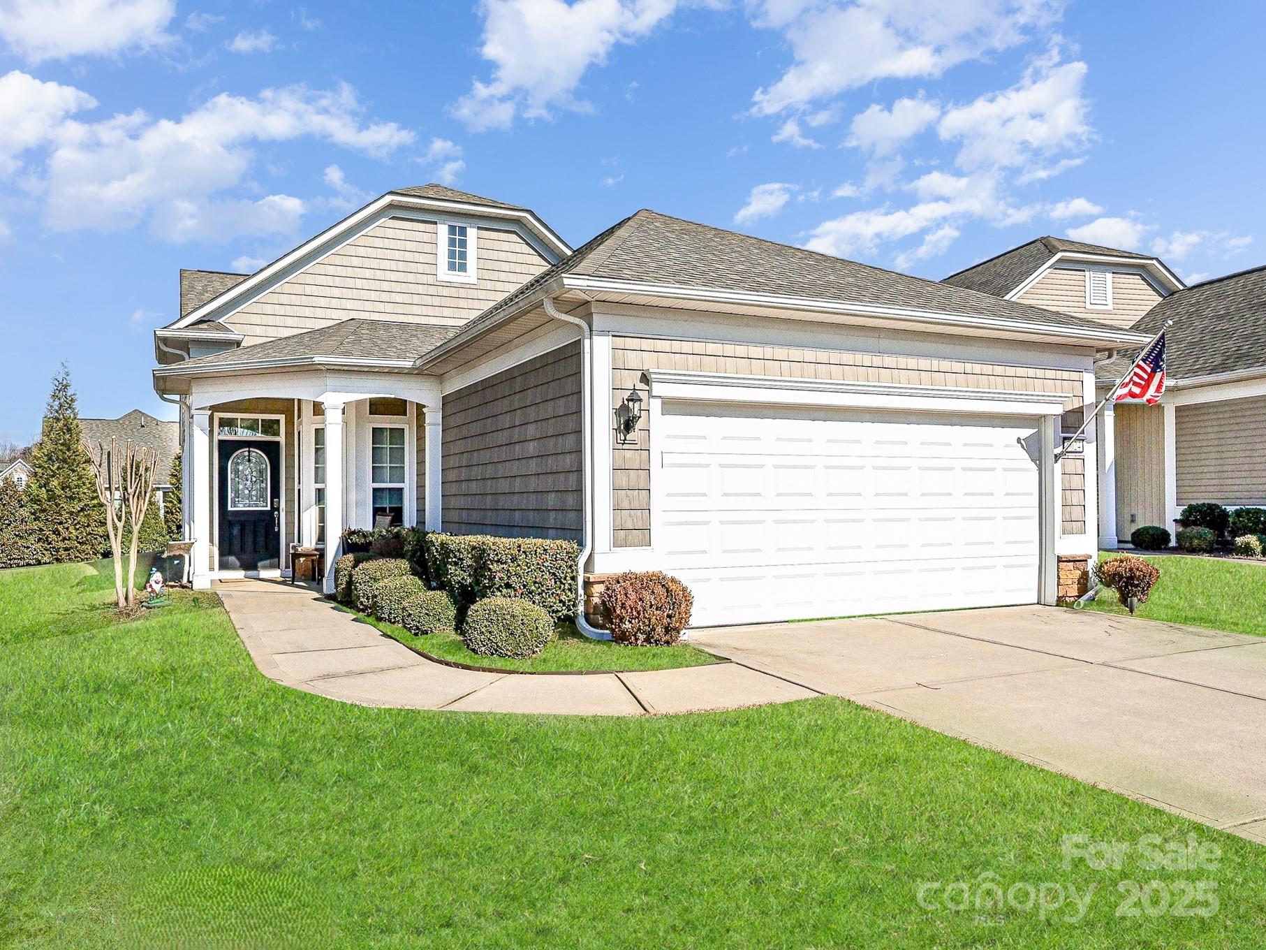 8024 Carolina Lakes Way