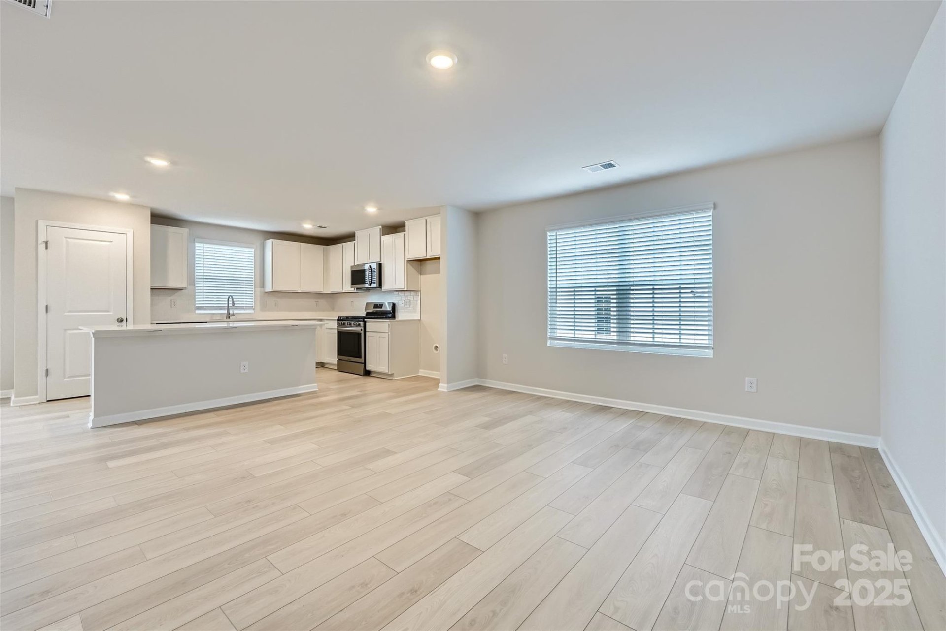 Property image 4 at 1175 Blackburn Circle, Edgemoor, SC 29712