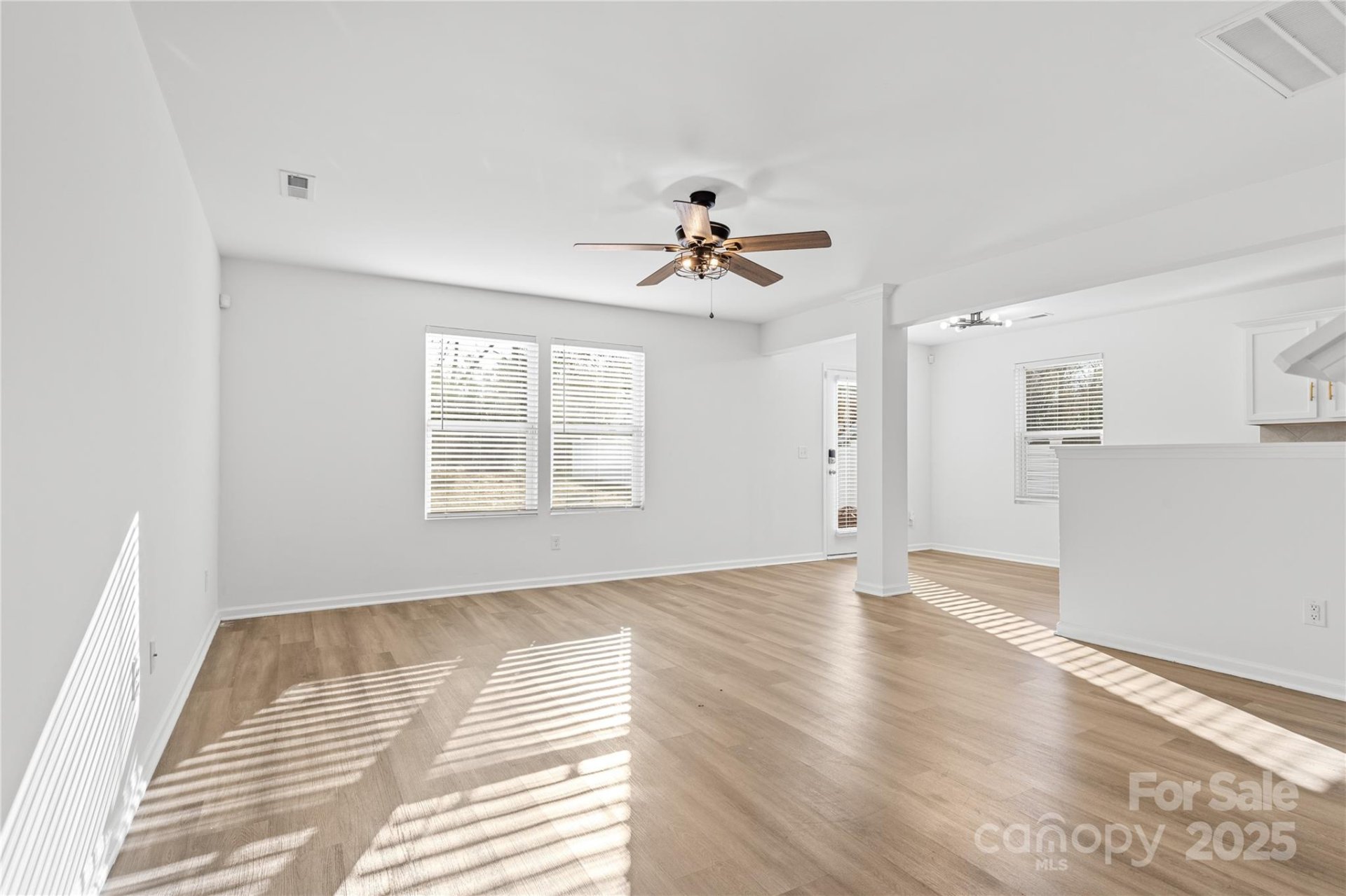 Property image 2 at 3220 Capitol Drive, Charlotte, NC 28208