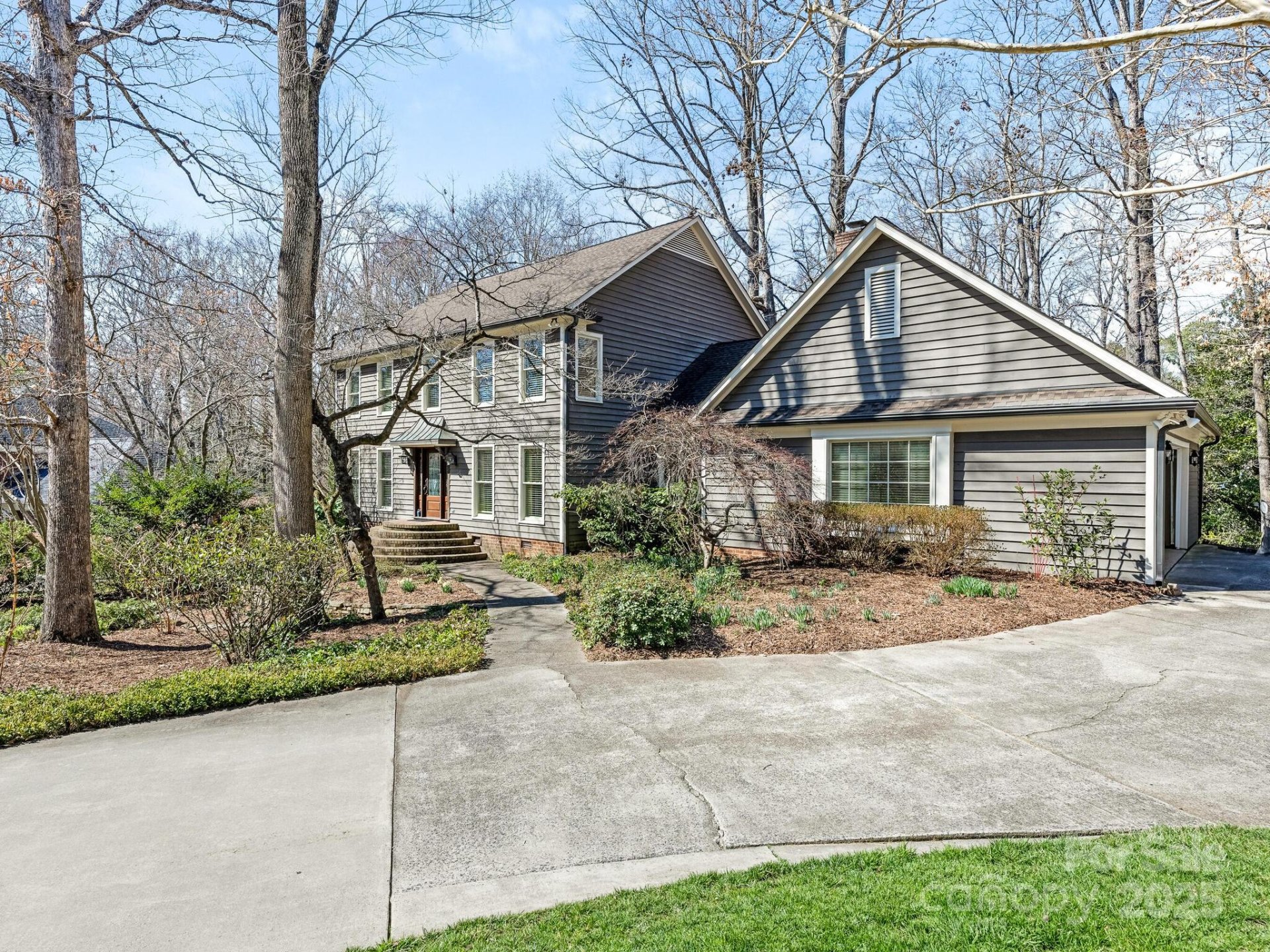 Property image 1 at 3041 Valencia Terrace, Charlotte, NC 28211